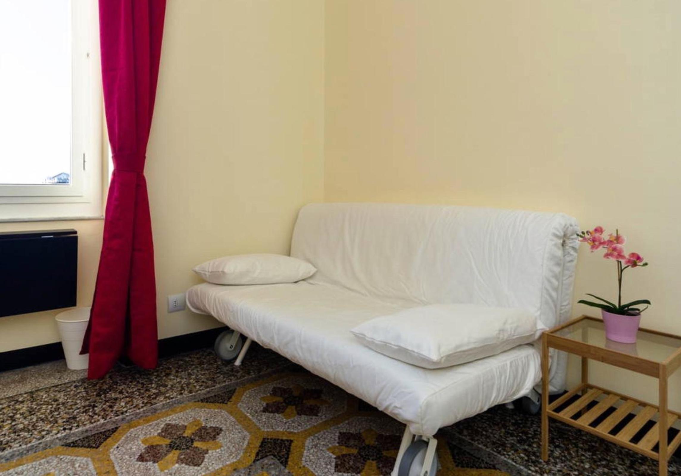 Apartment with Sea View - Photo 7