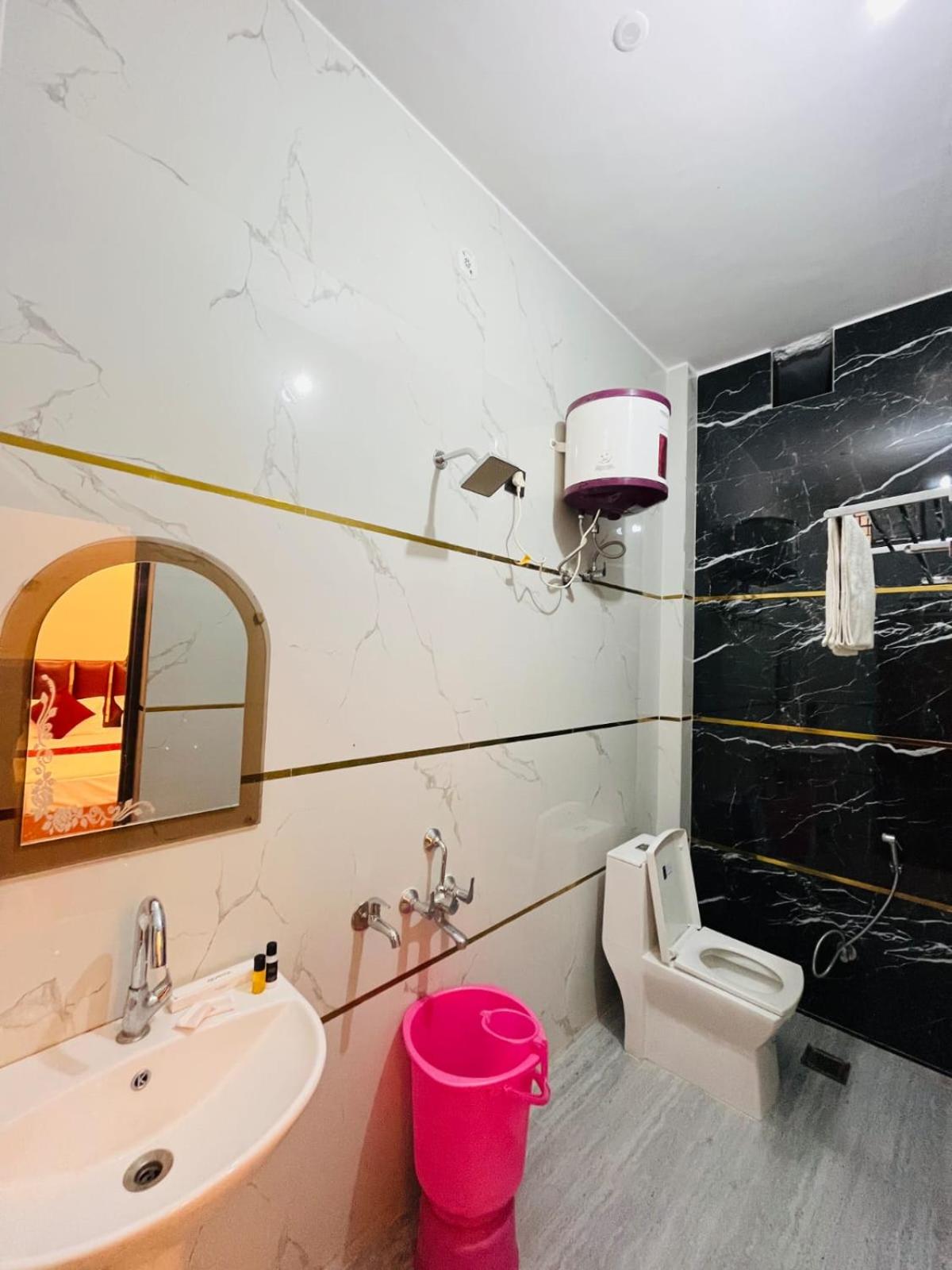 Deluxe Triple Room photo 3