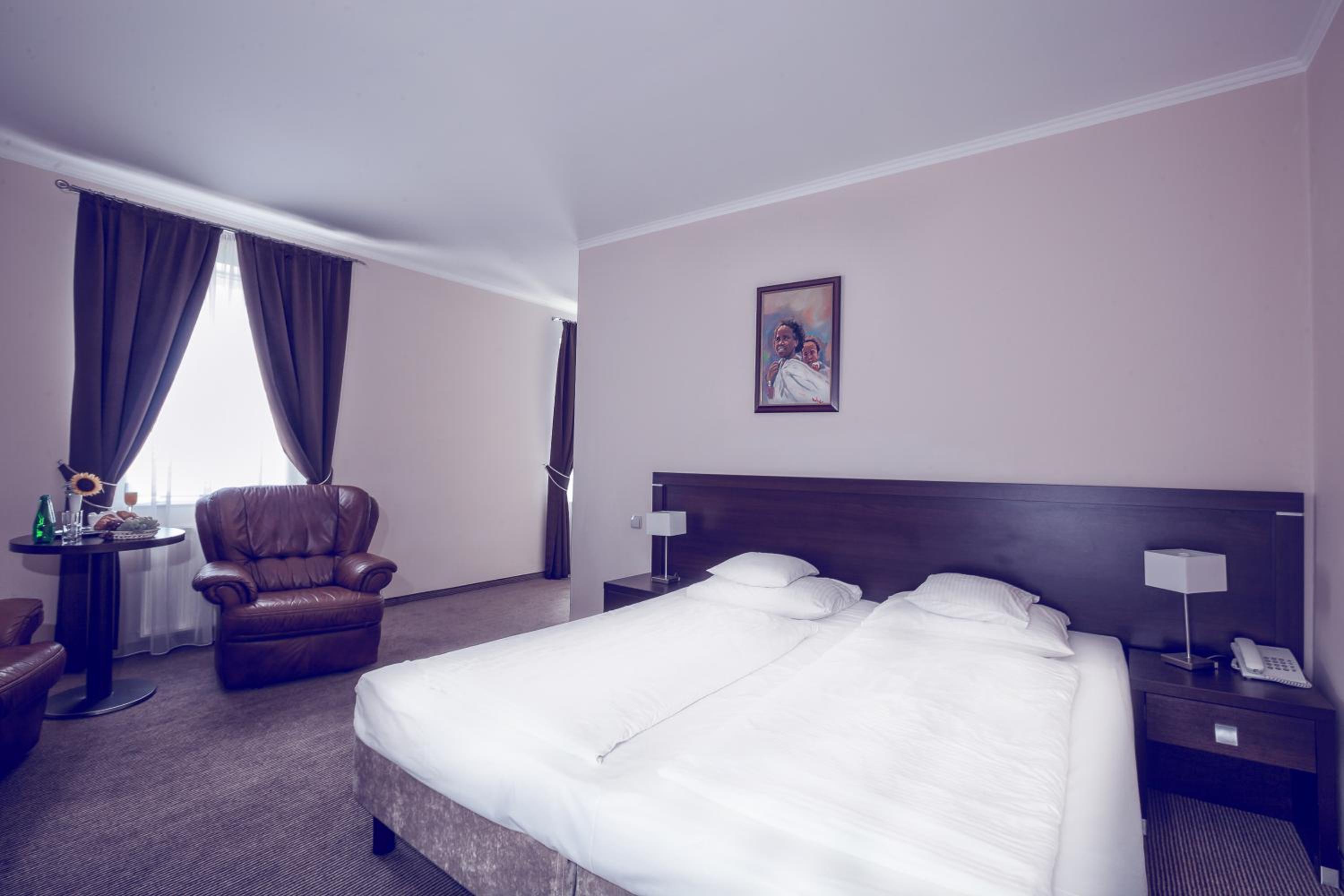 Studio Apartment photo 2