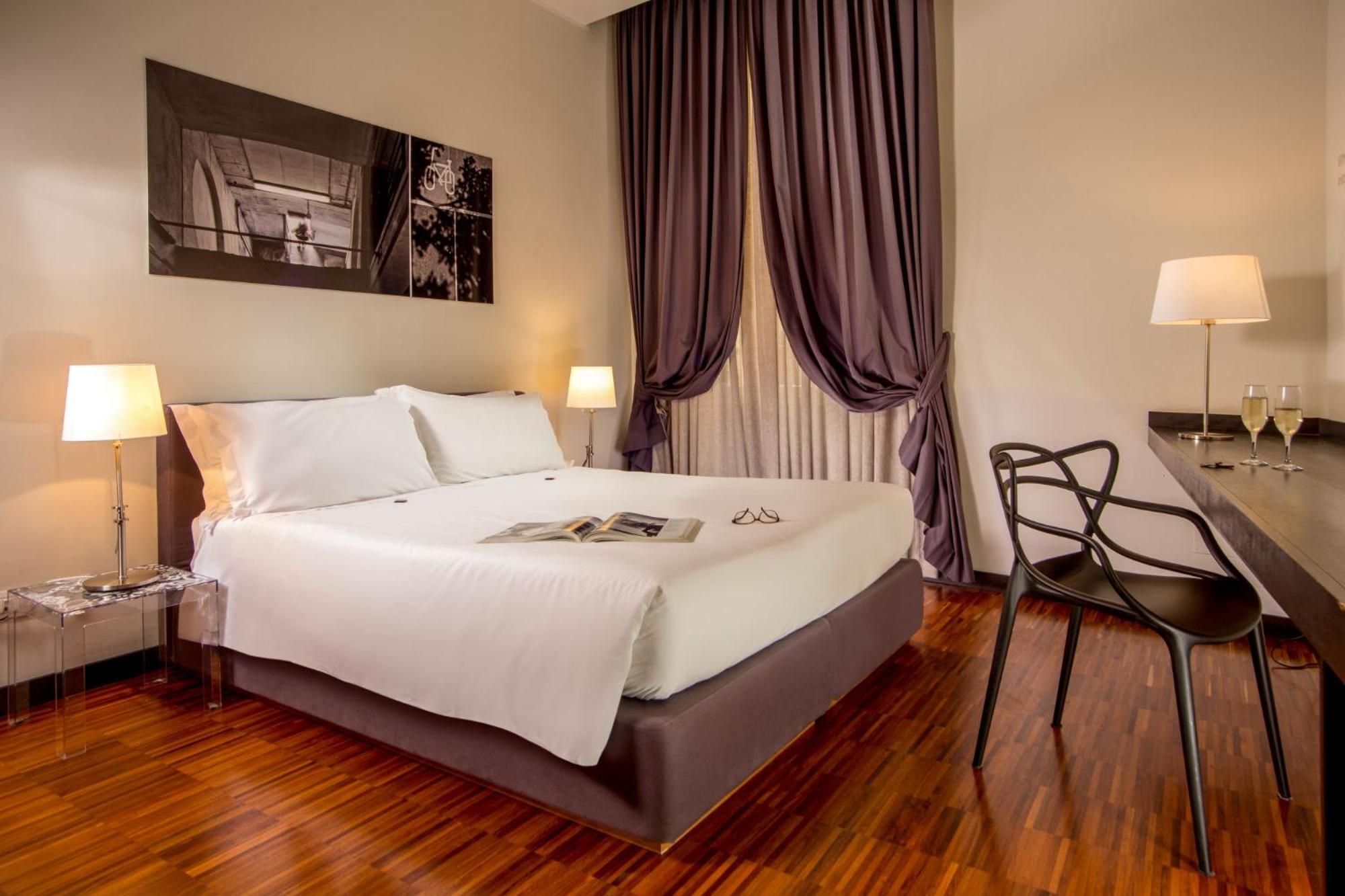 Standard Double or Twin Room photo 2