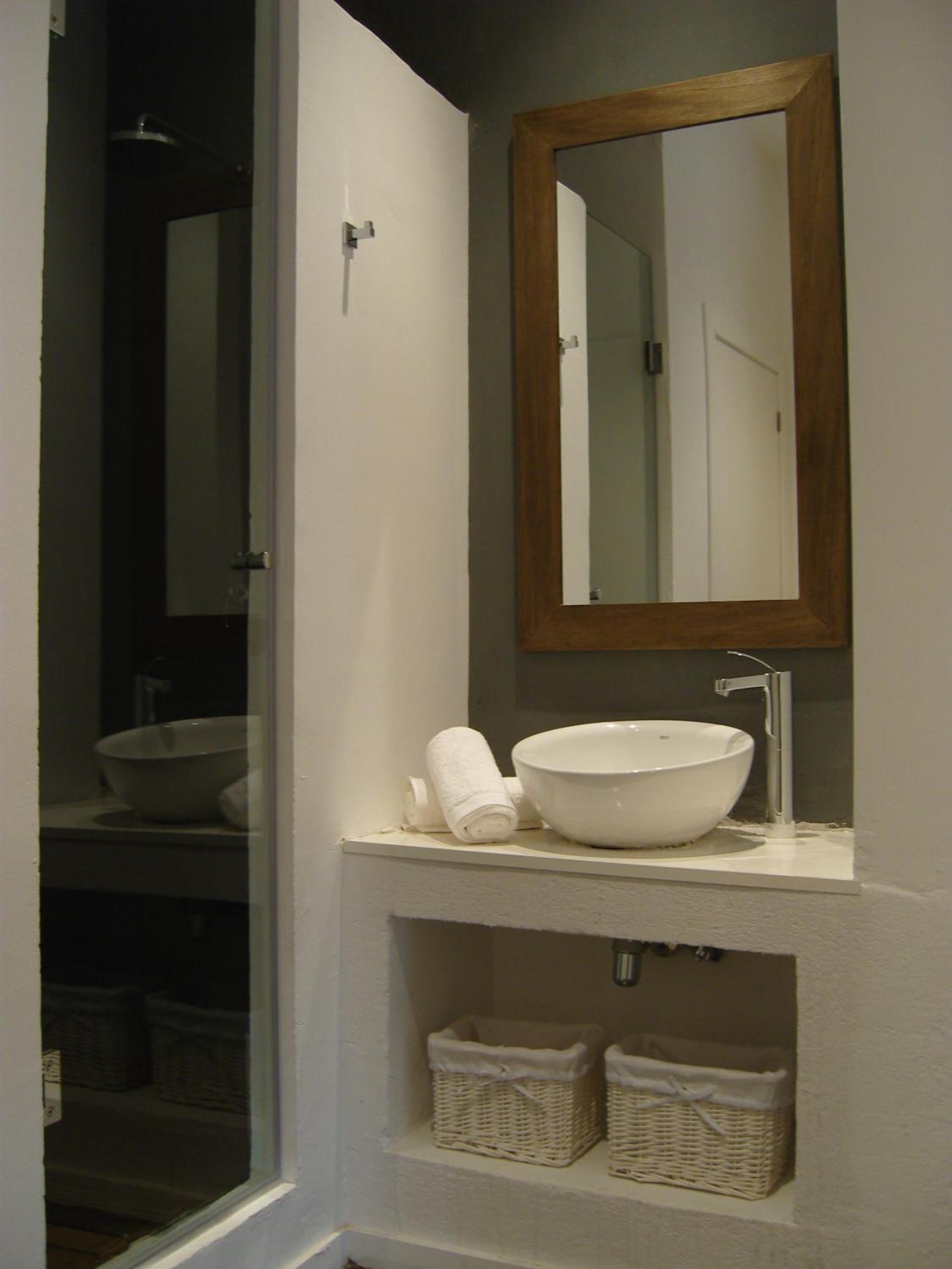 Double Room with Spa Bath photo 2