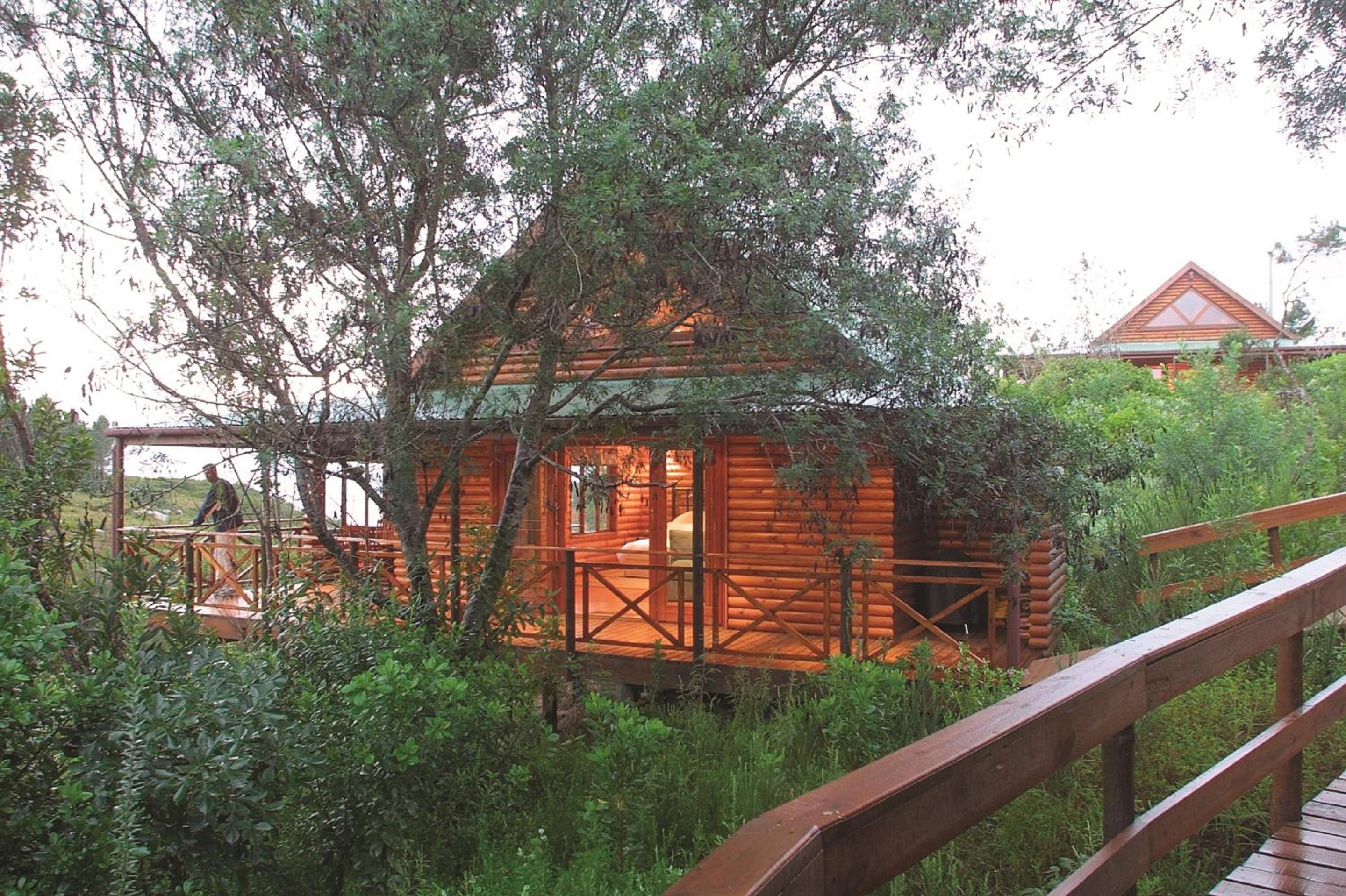 Chalet (2 Adults) - Photo 4