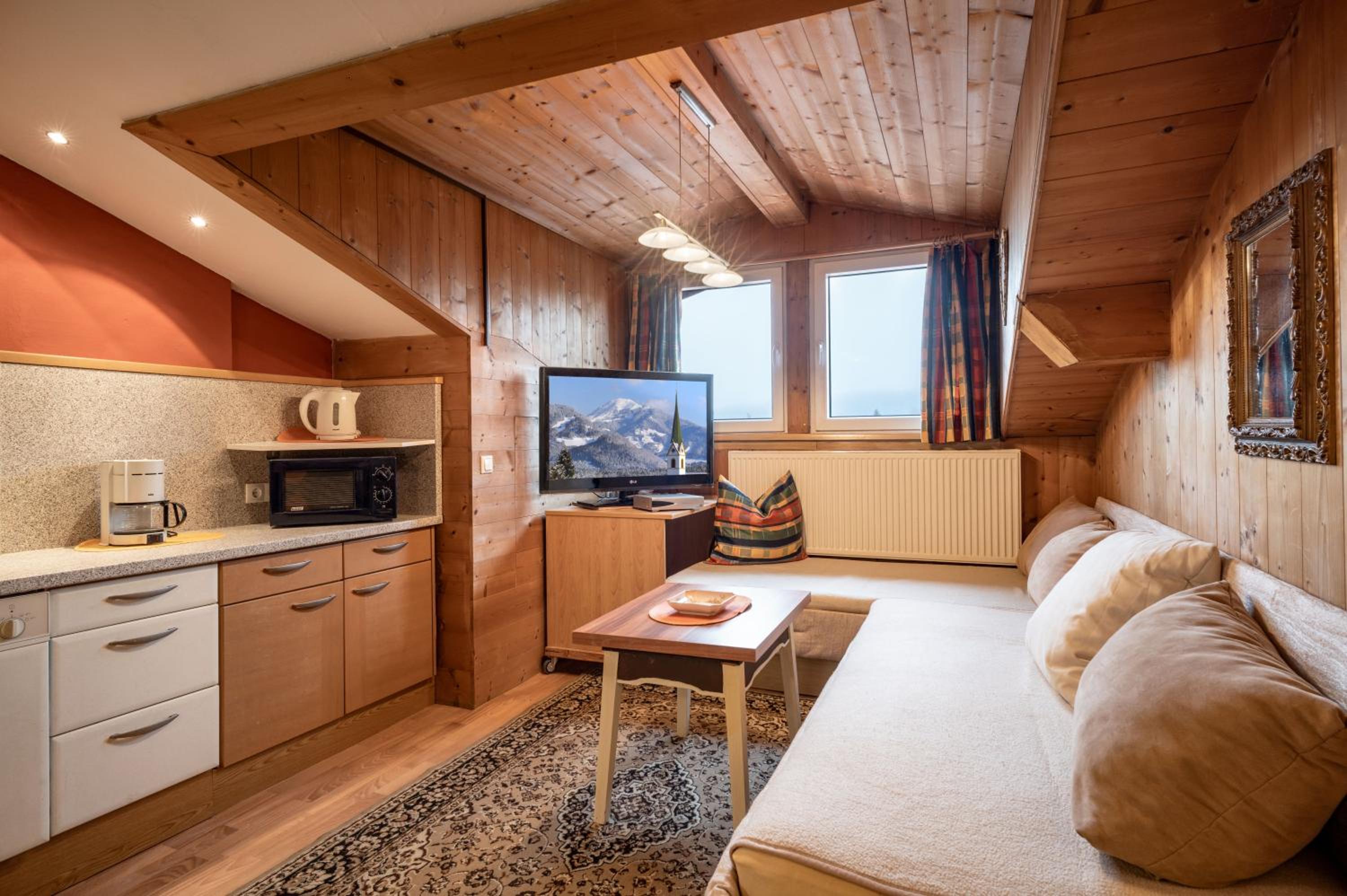 Two-Bedroom Apartment with View photo 2