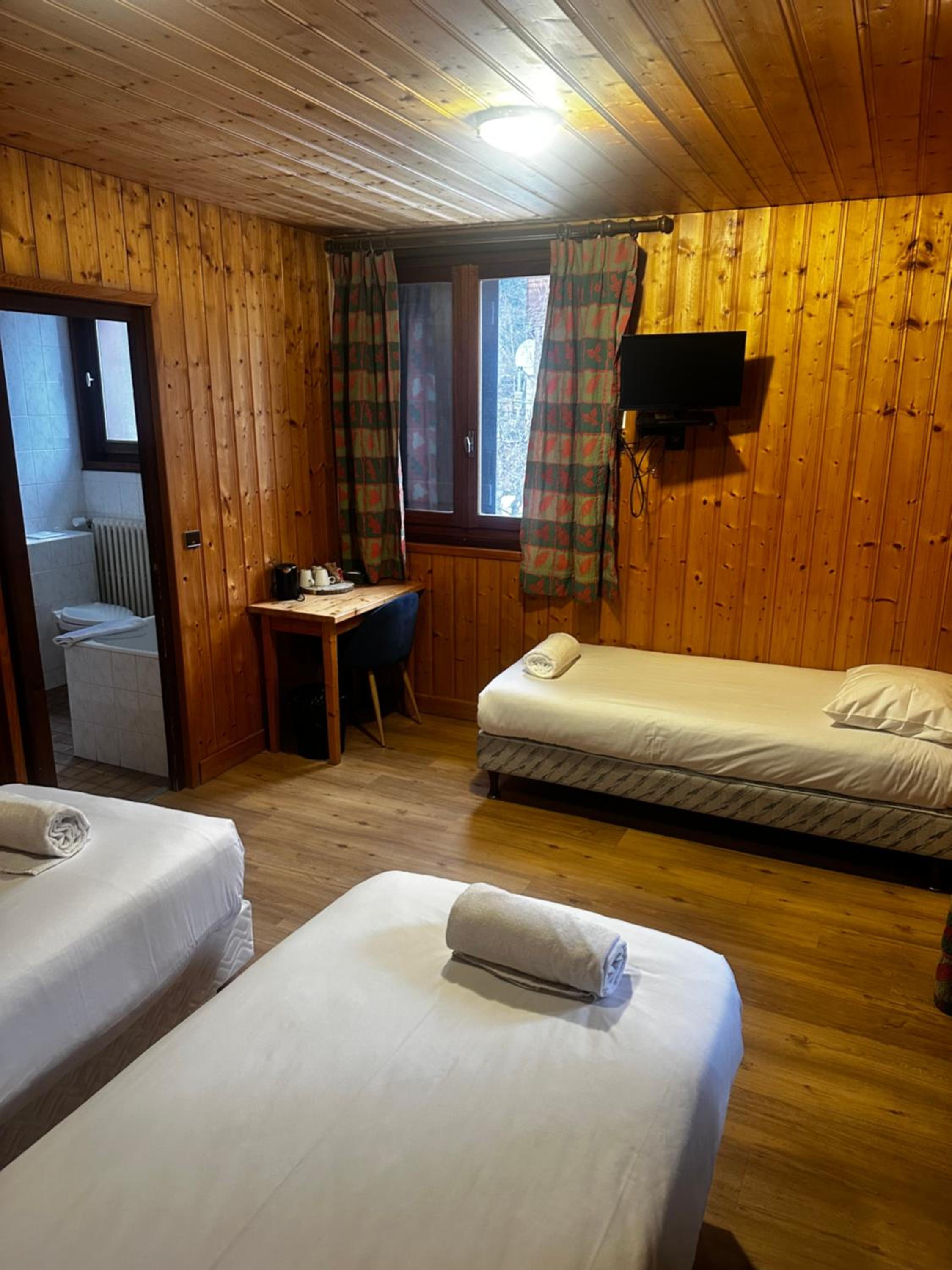 Superior Triple Room - Photo 1