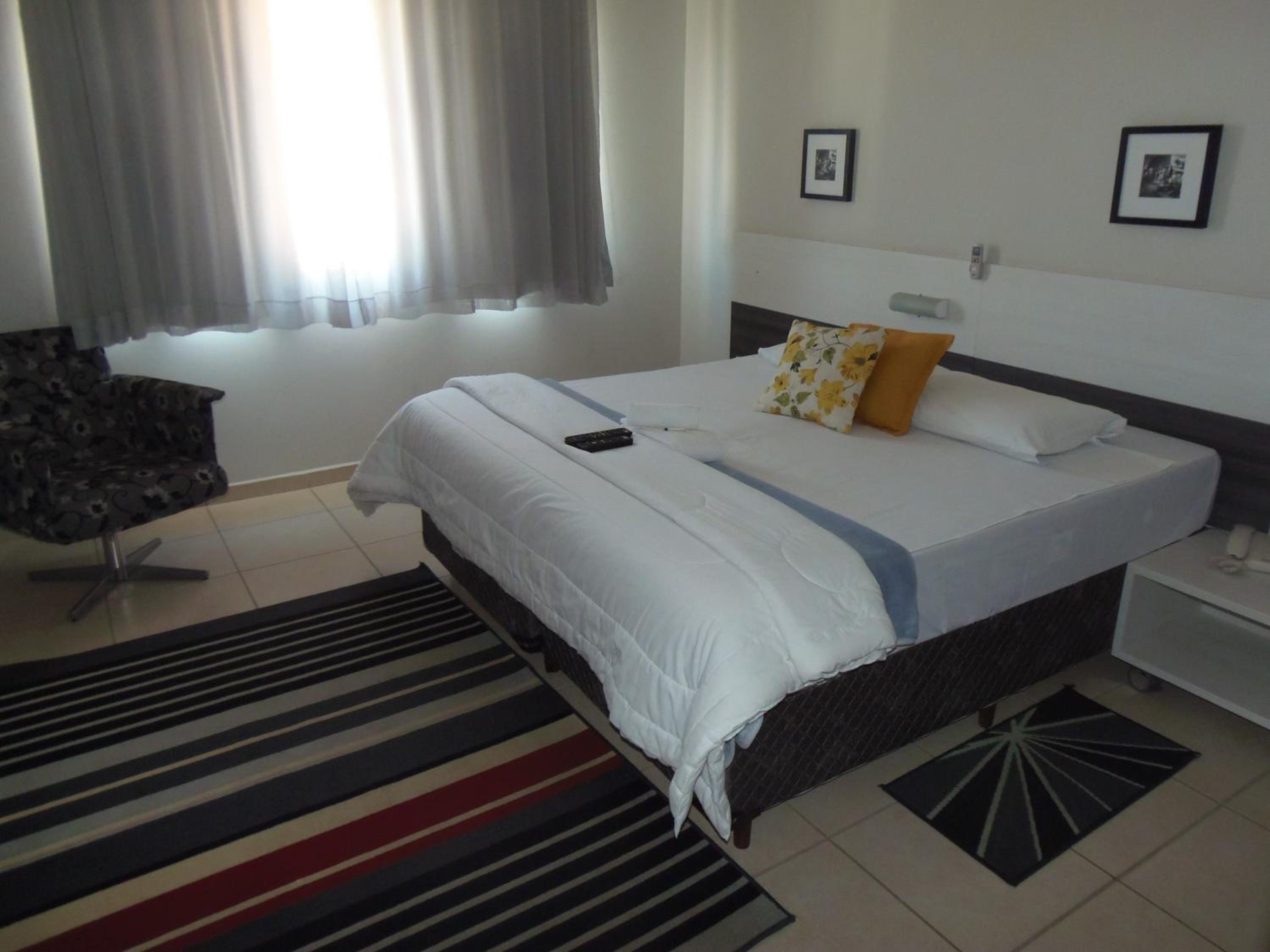 Deluxe Room (1 adult + 1 child)