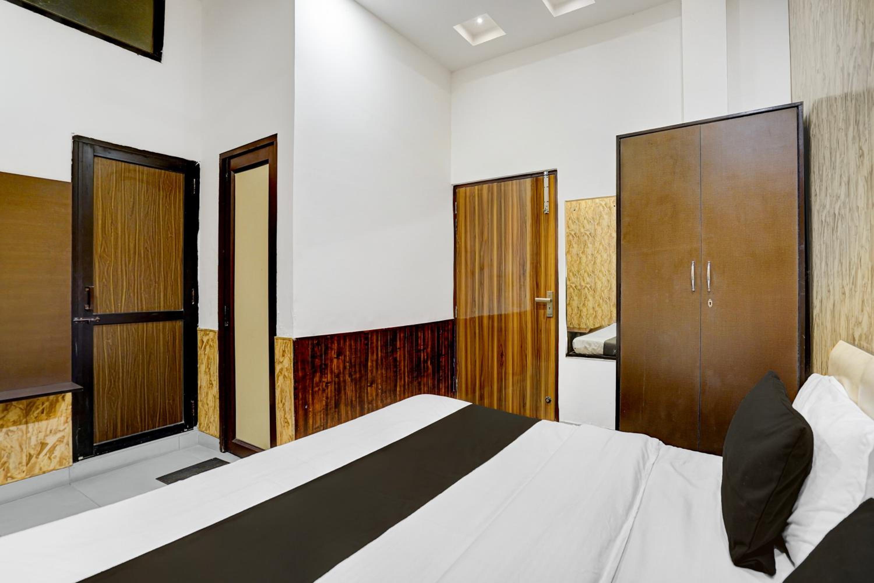 Small Double Room photo 3
