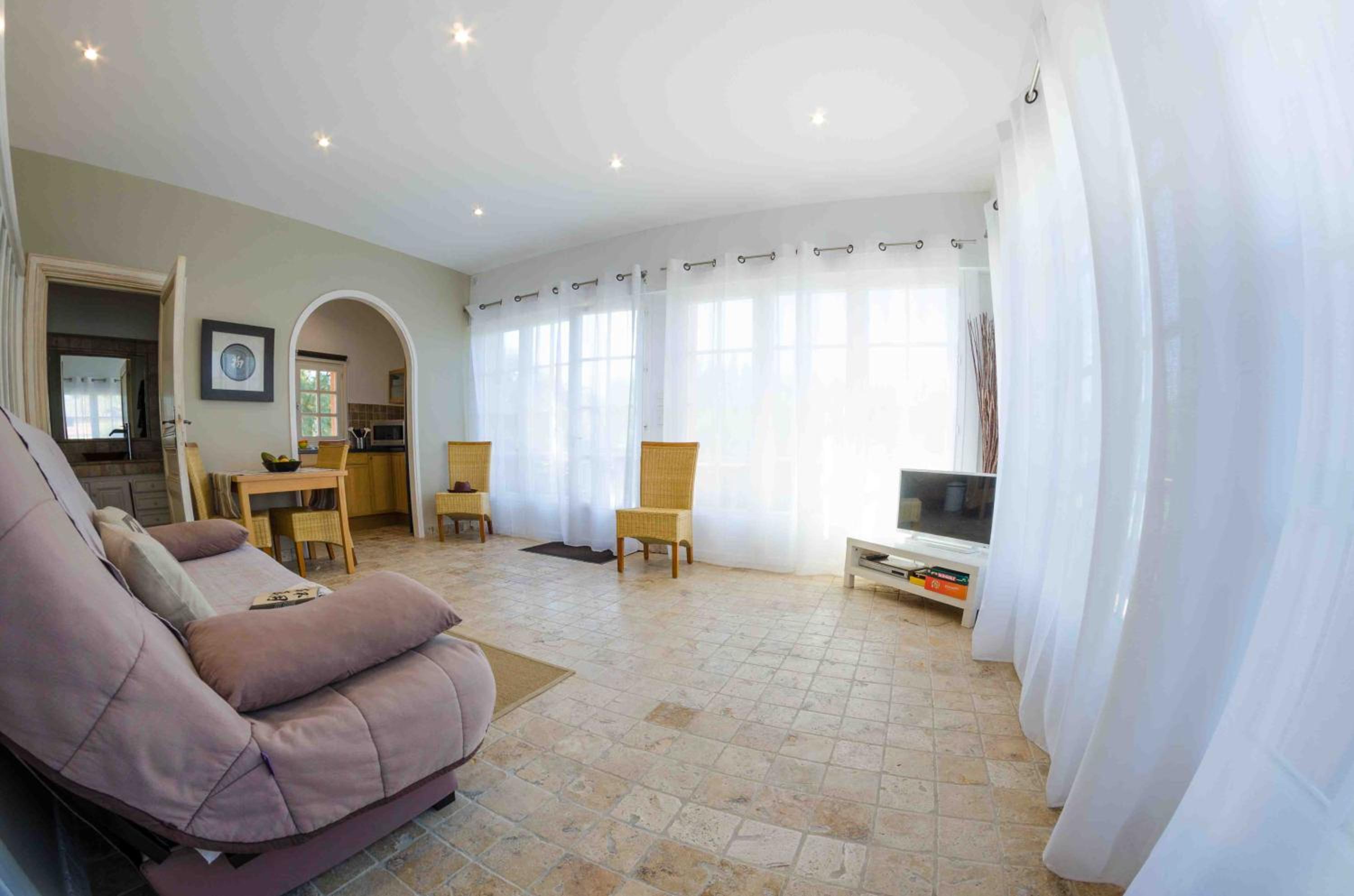 Apartment with Pool View  photo 1