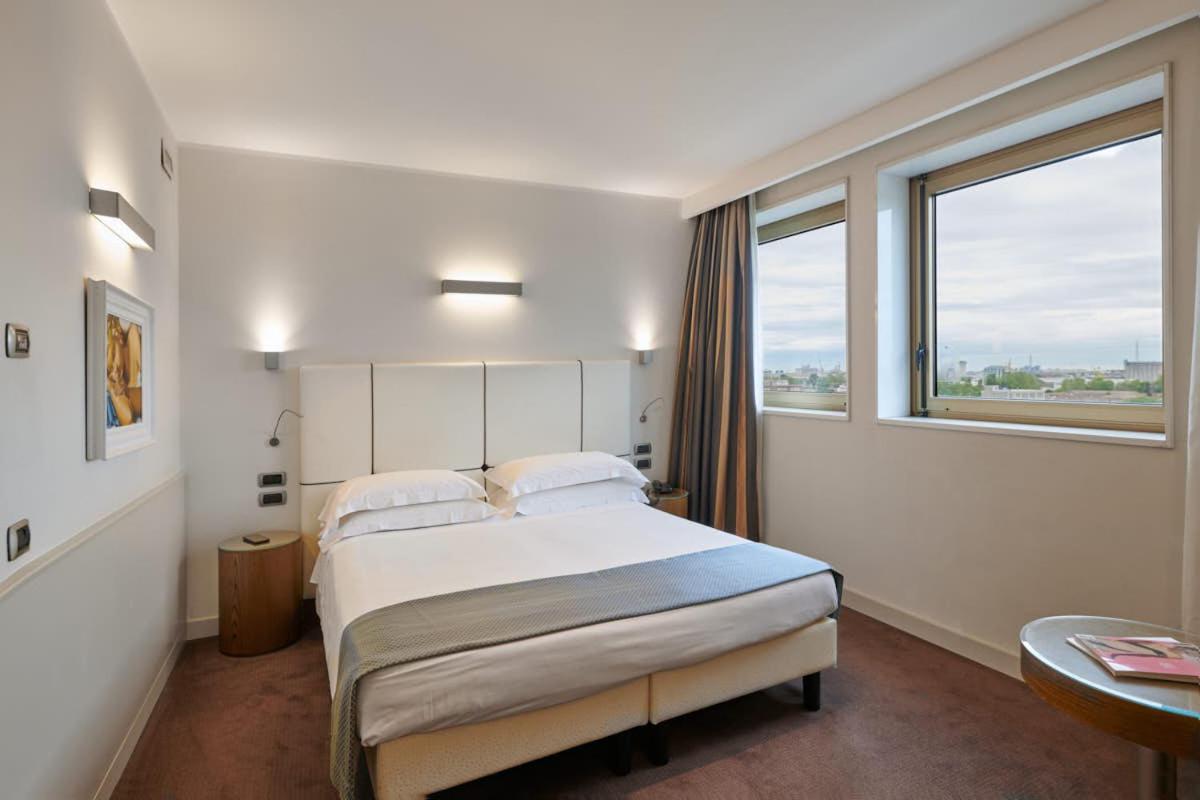 Deluxe Twin Room - Photo 3