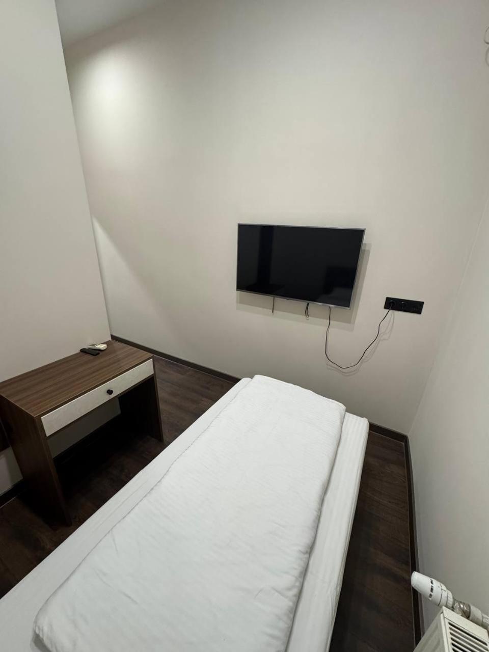 Small Single Room