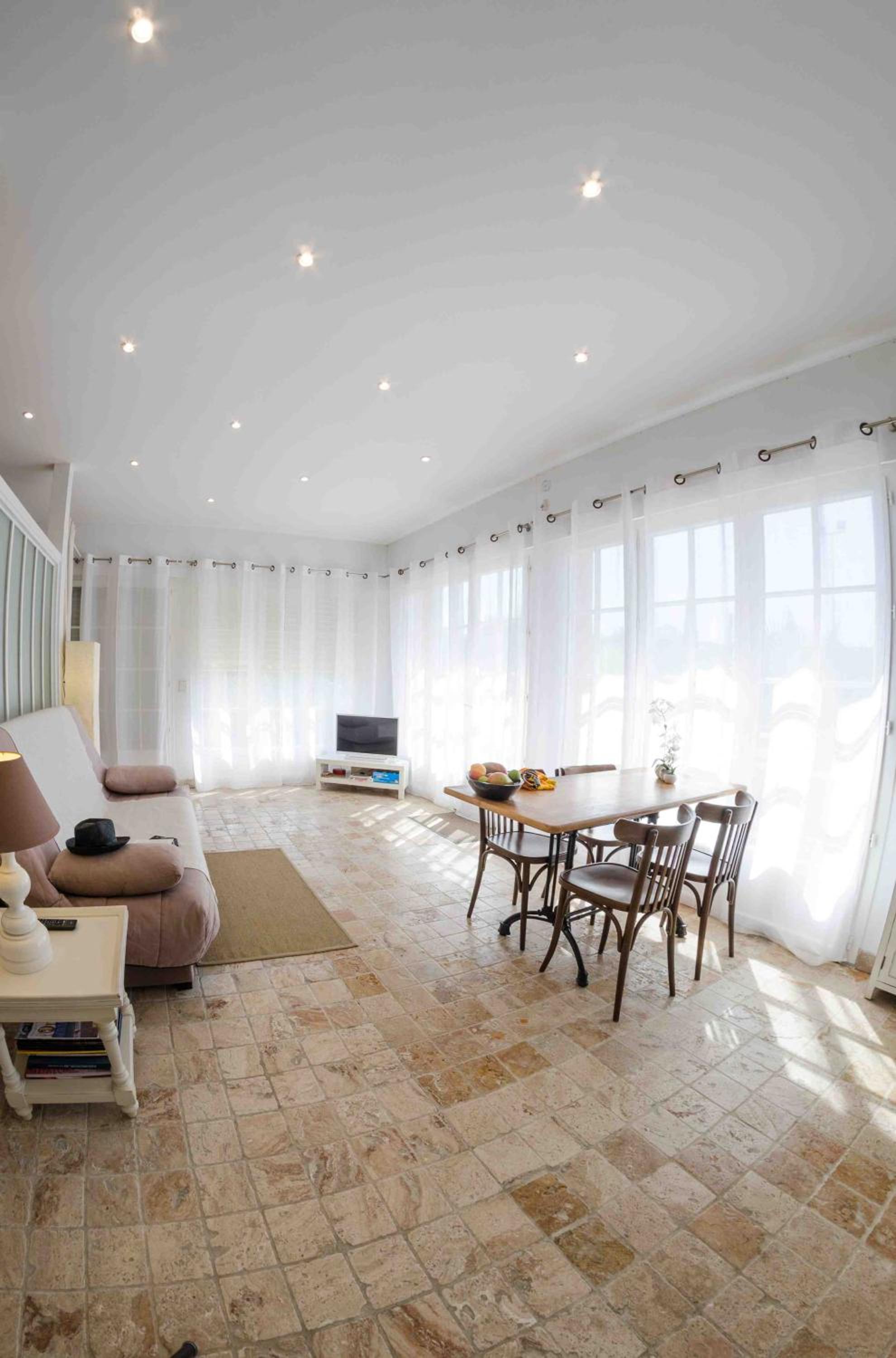 Superior Apartment with Pool View photo 1