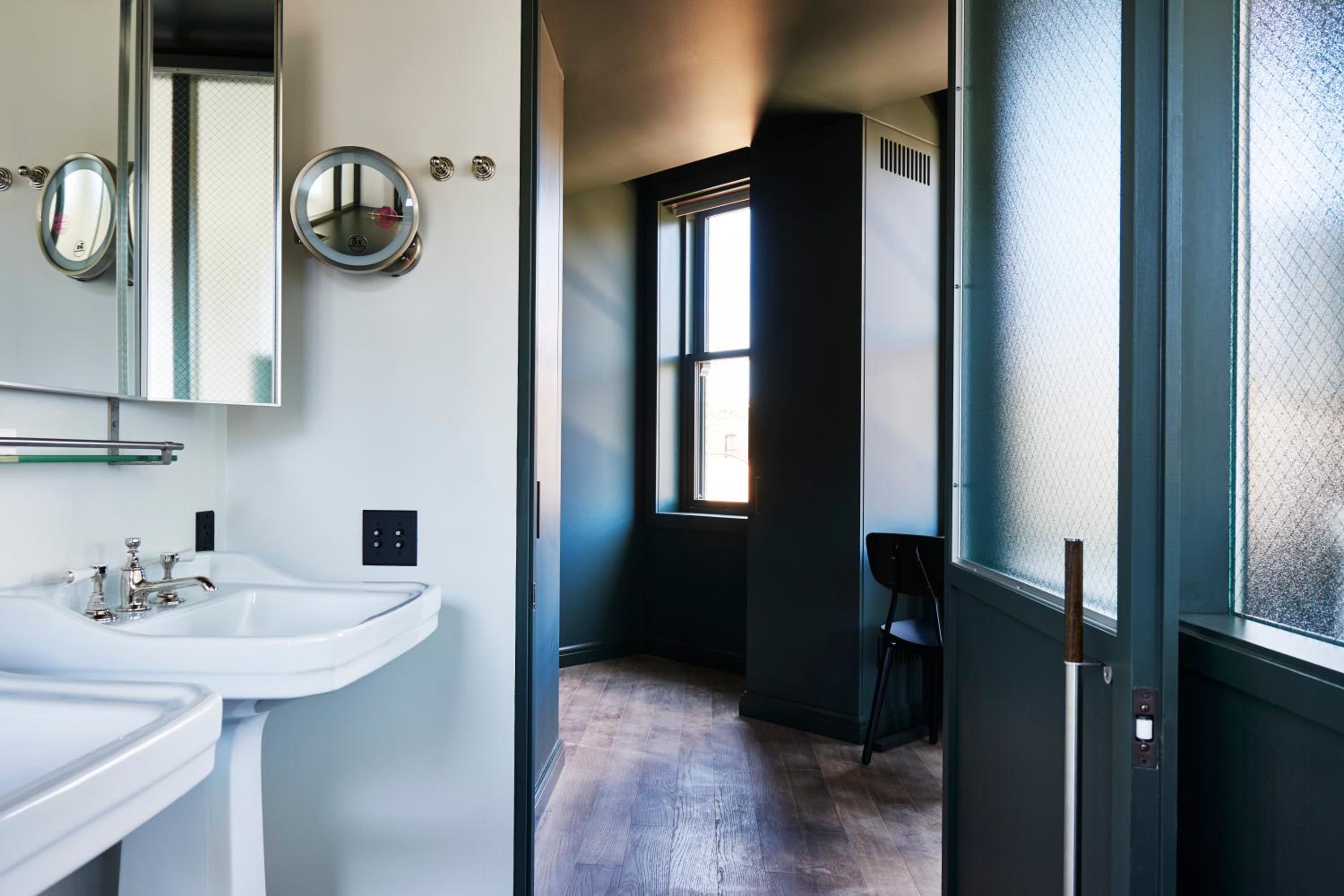 Penthouse Suite