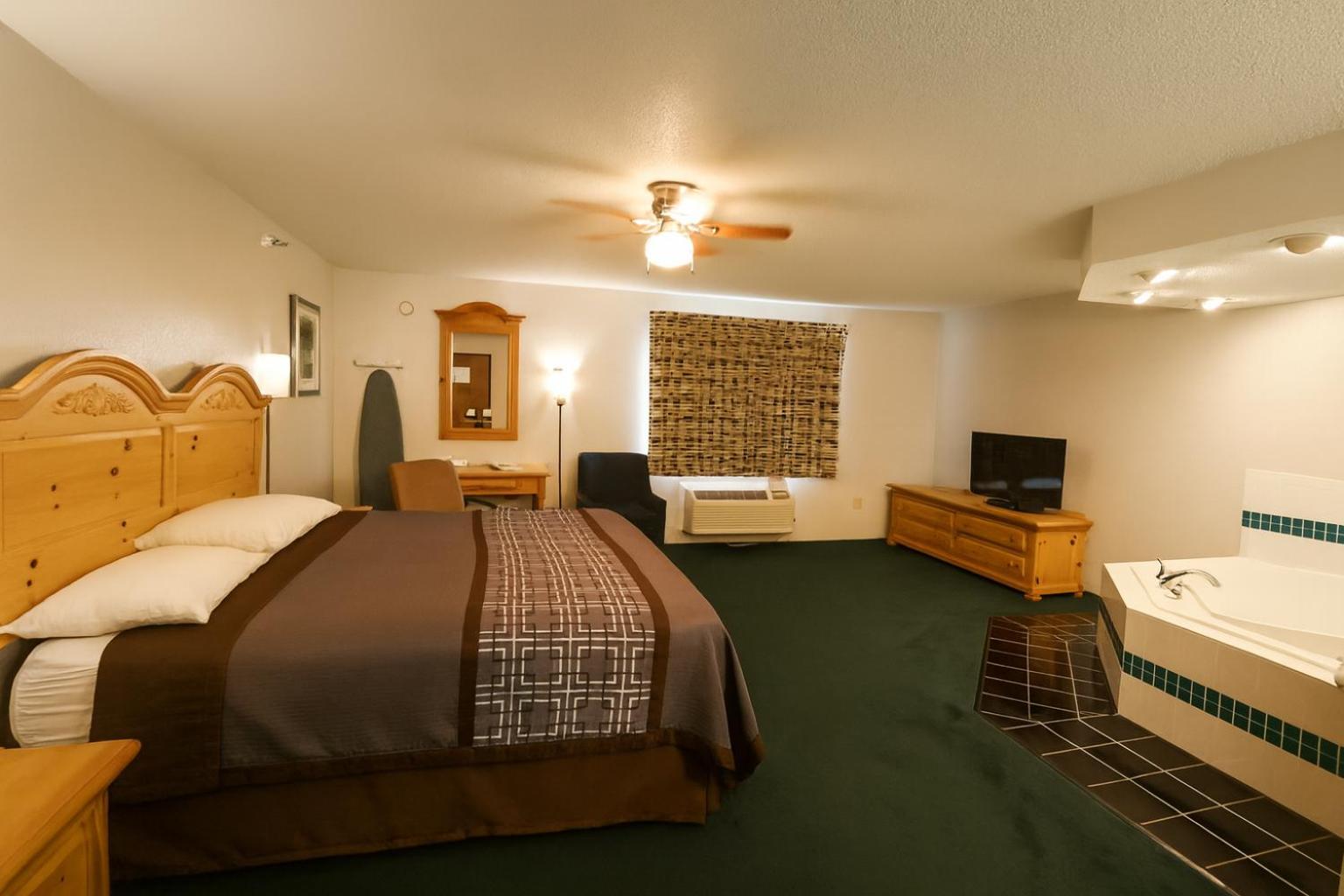Efficiency One Room Suite - Non Smoking - Photo 3