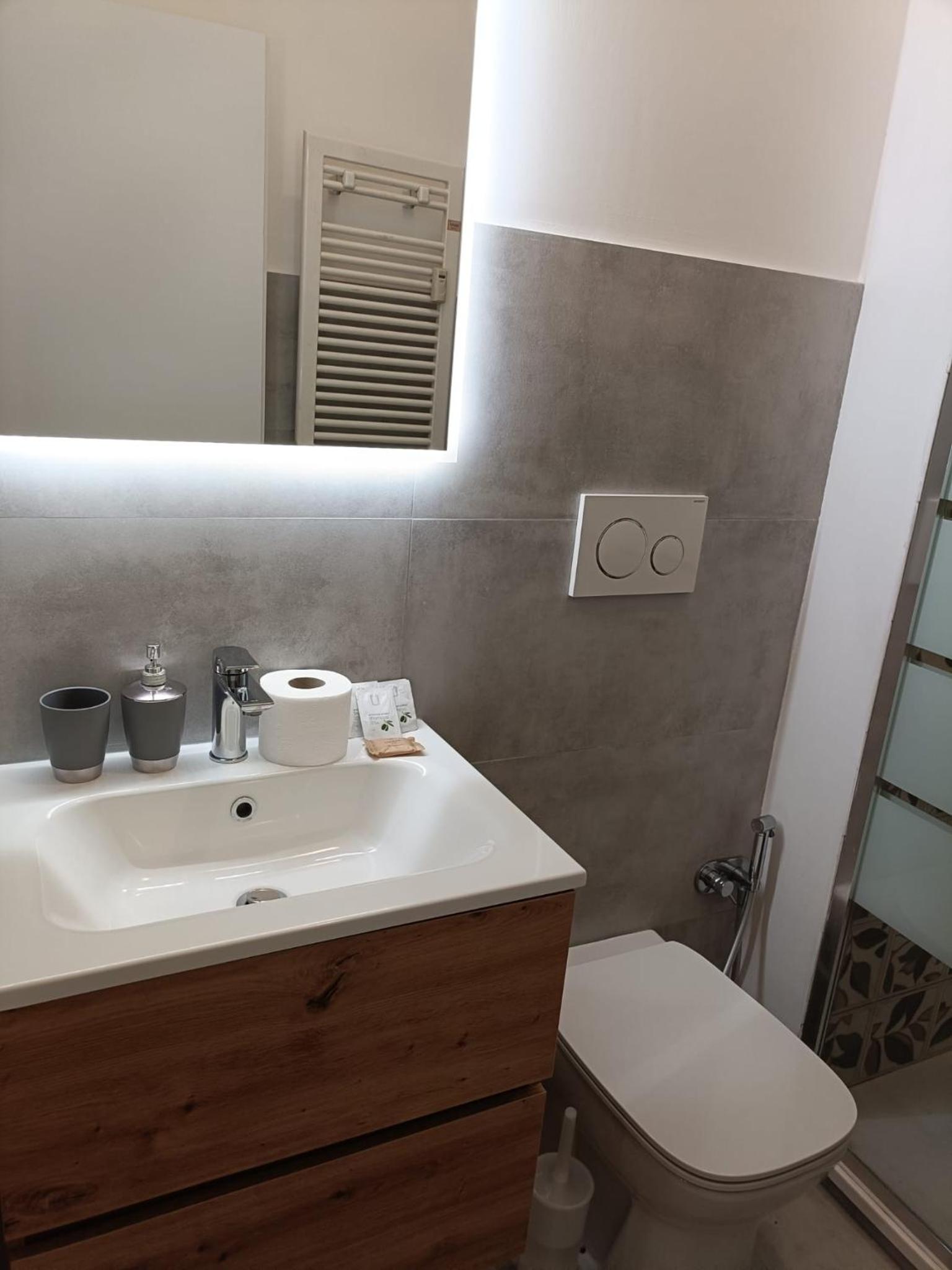 Triple Room with Private External Bathroom