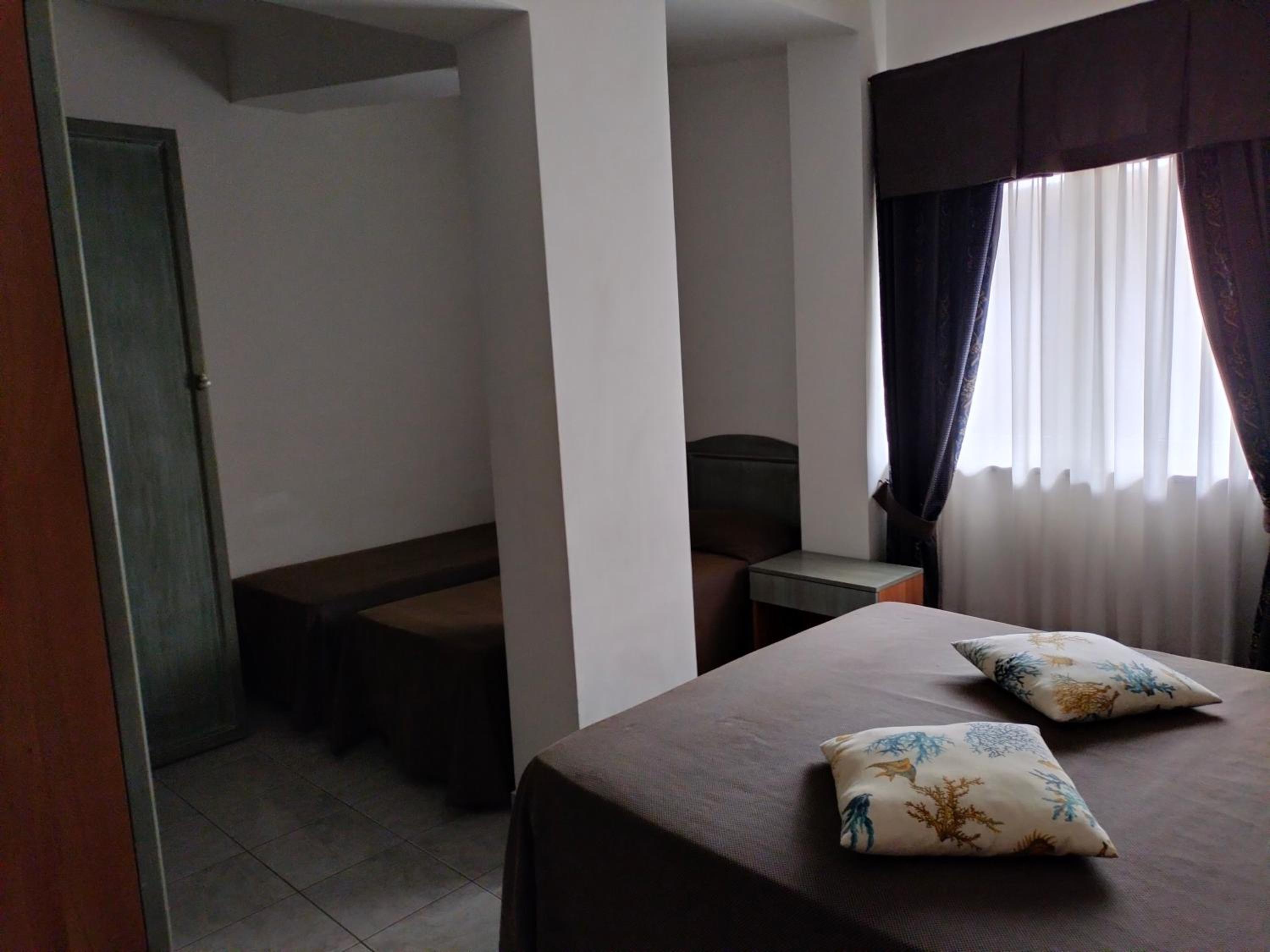 Economy Quadruple Room