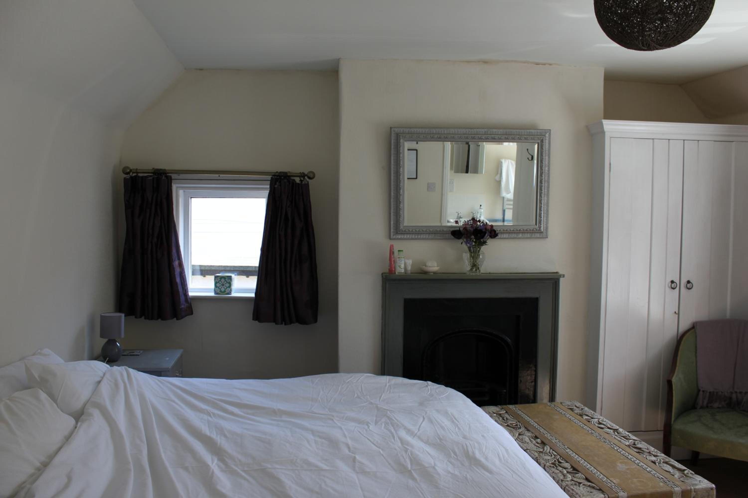 Double Room with Private Bathroom photo 3