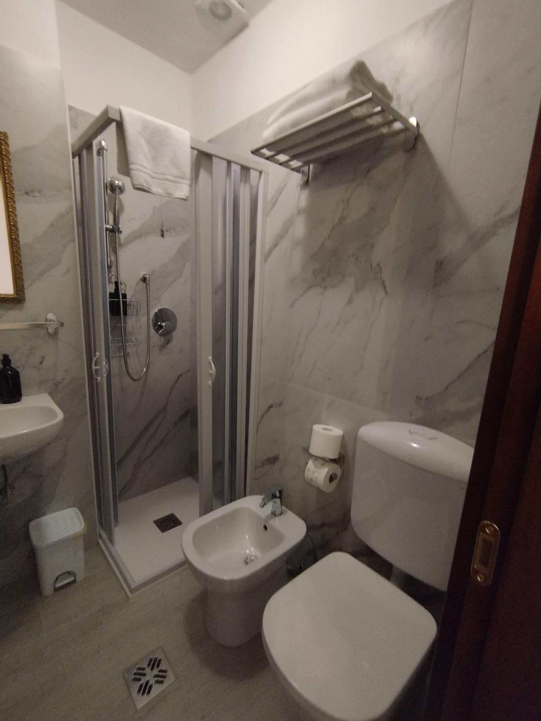 Small Double Room photo 2