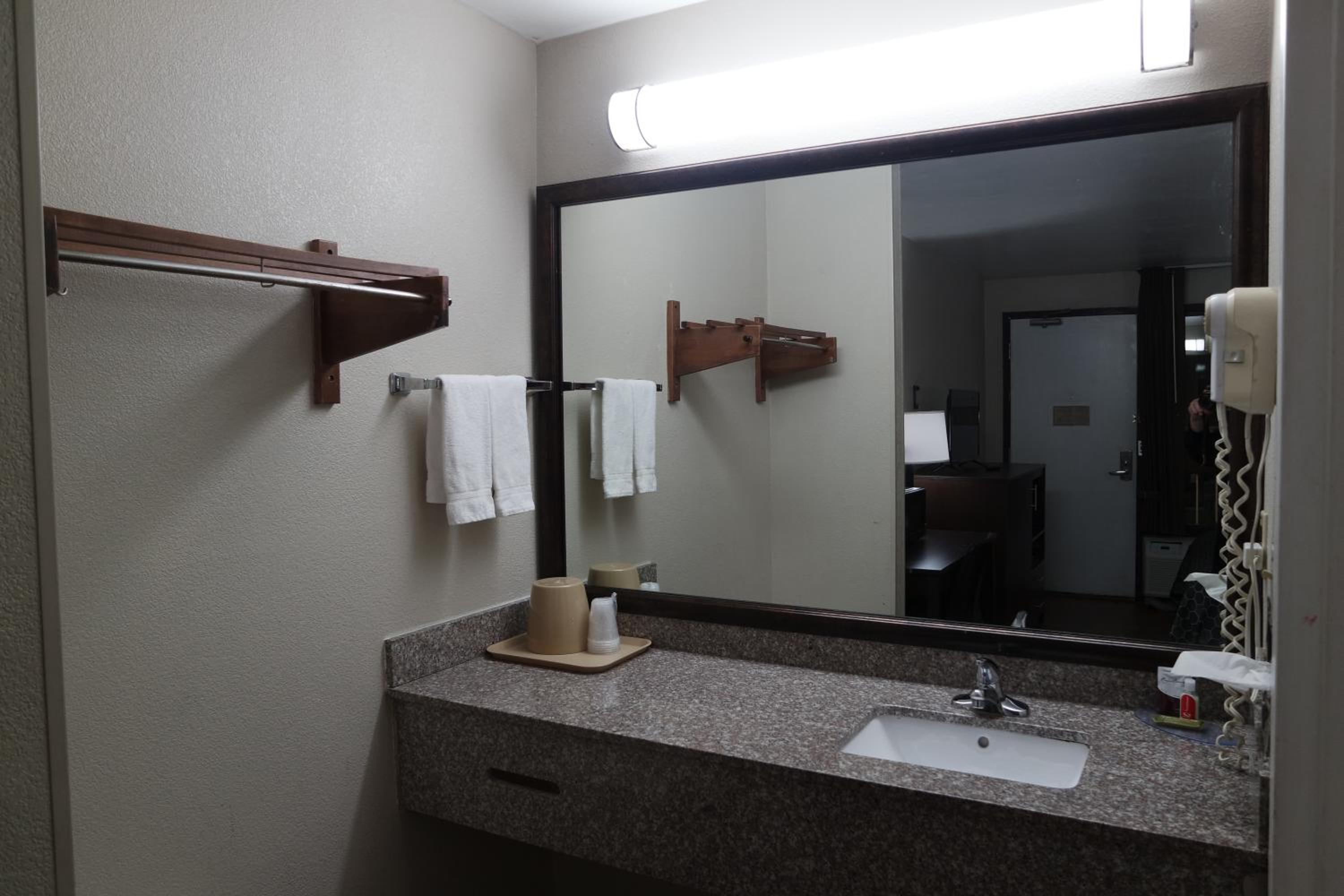 Double Room with Two Double Beds - Non-Smoking