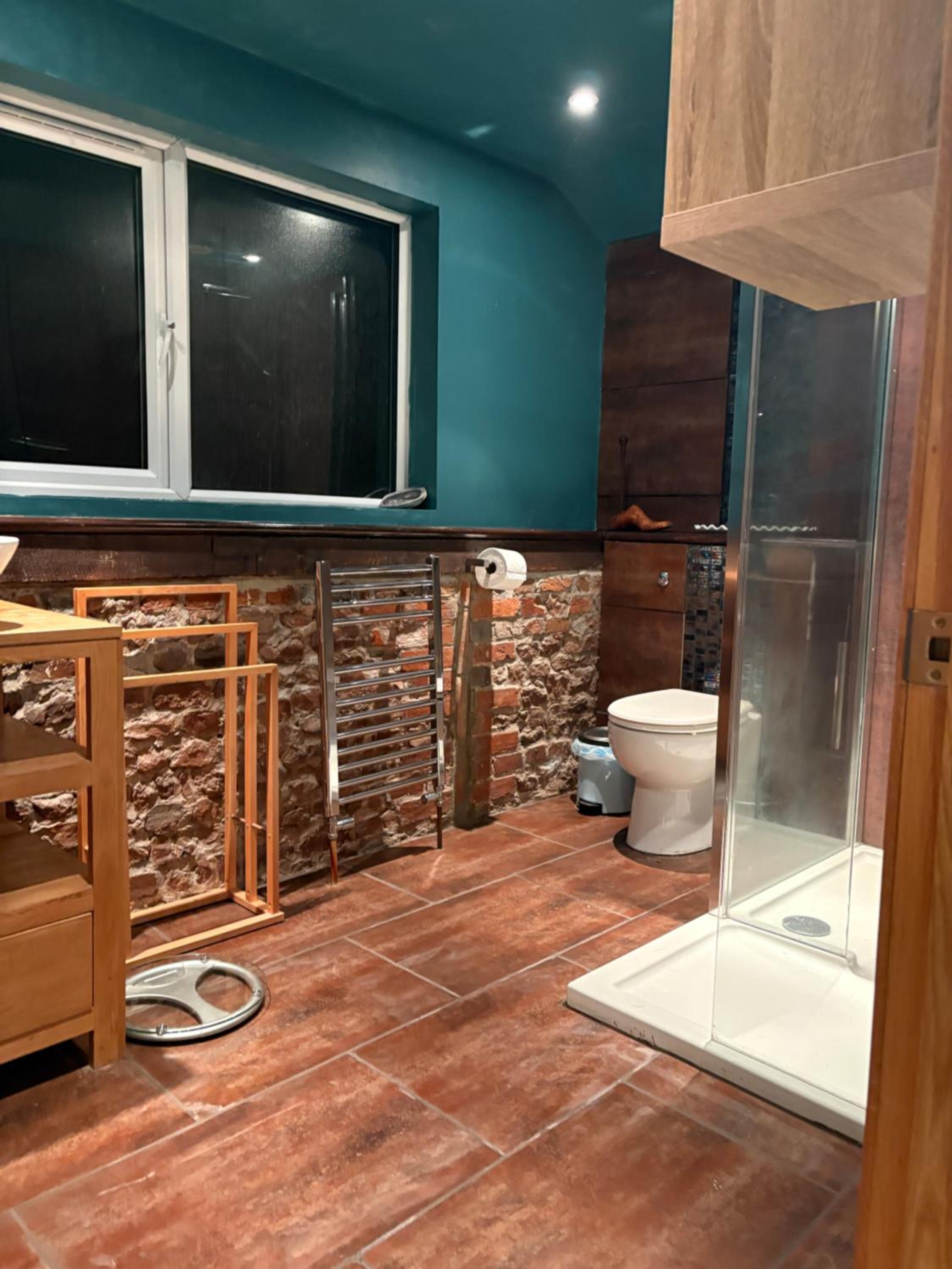 Deluxe Double Room with Shower