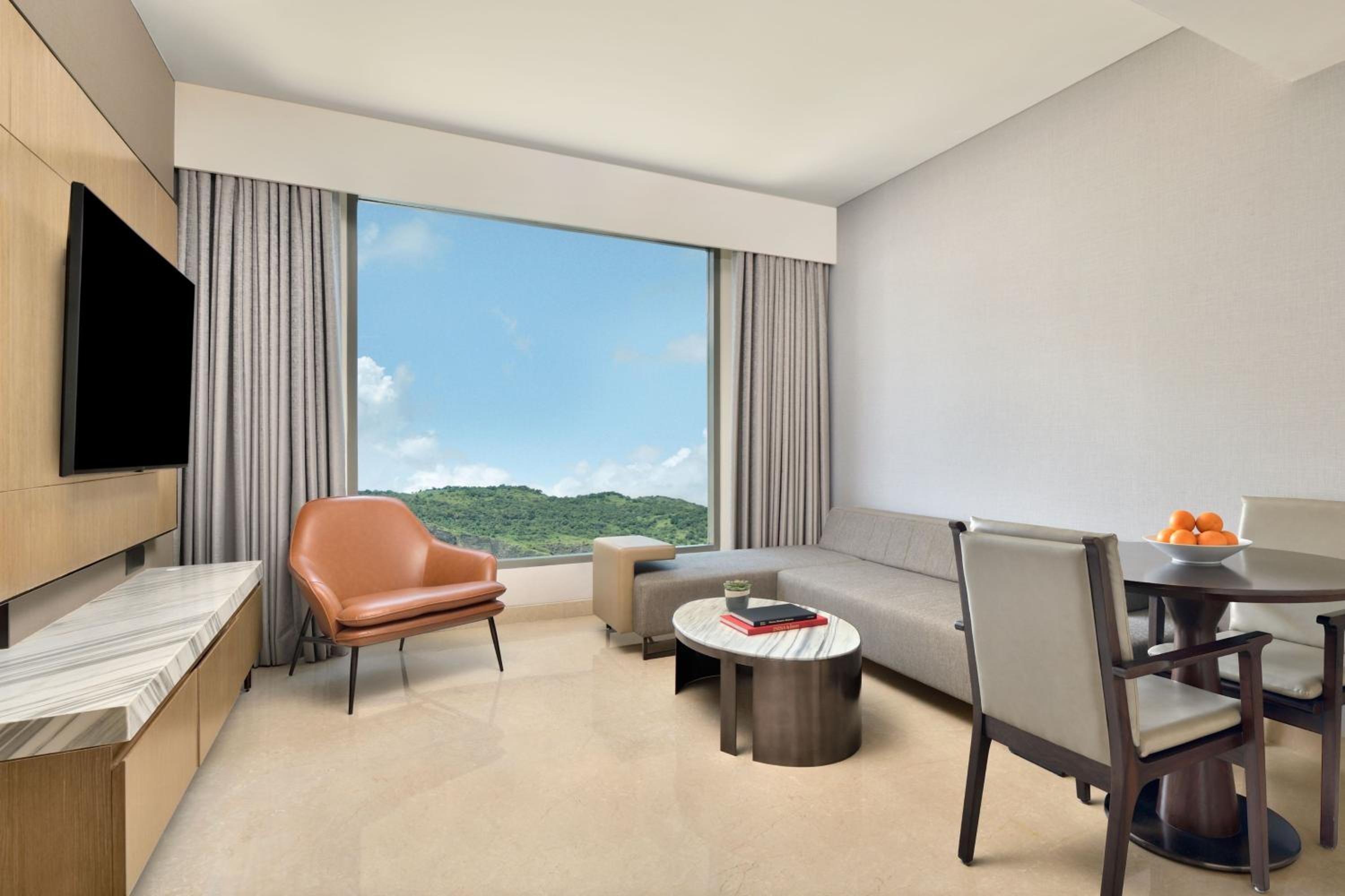 Superior Room, Larger Guest room, 1 King, Courtyard View - Photo 1
