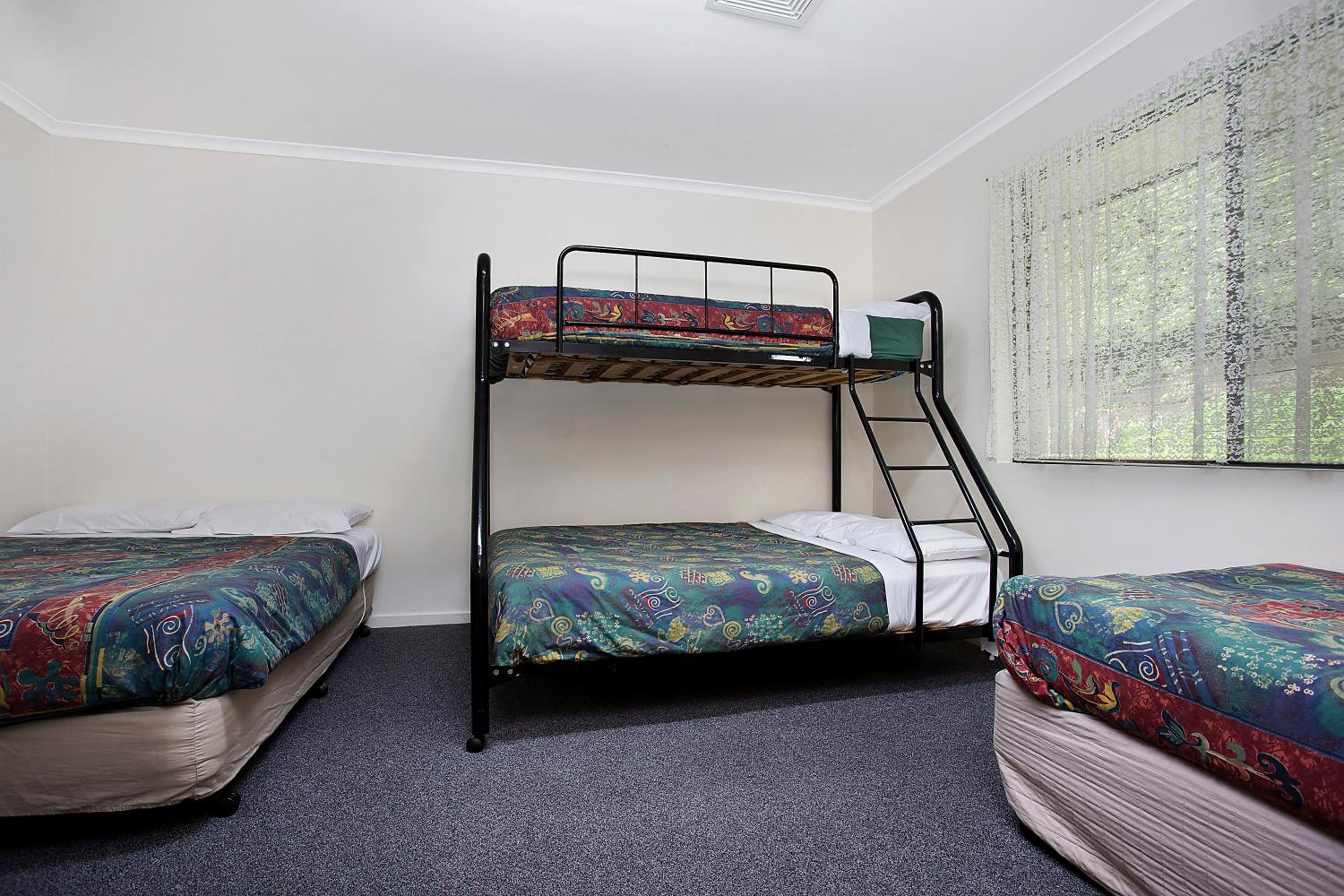 Superior Two Bedroom Family Unit – sleeps 8 photo 1