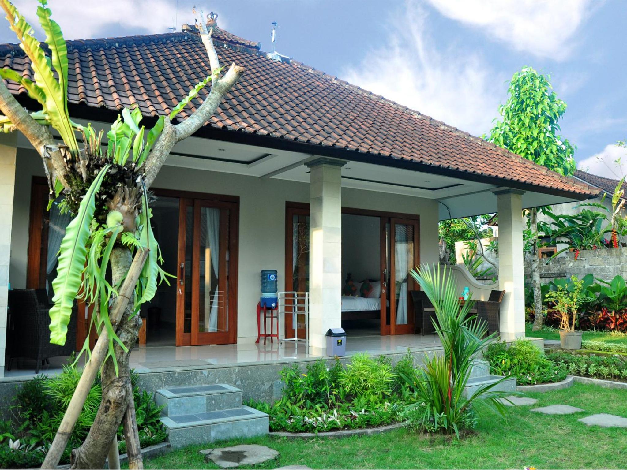 Double Room with Private Bathroom - Photo 3