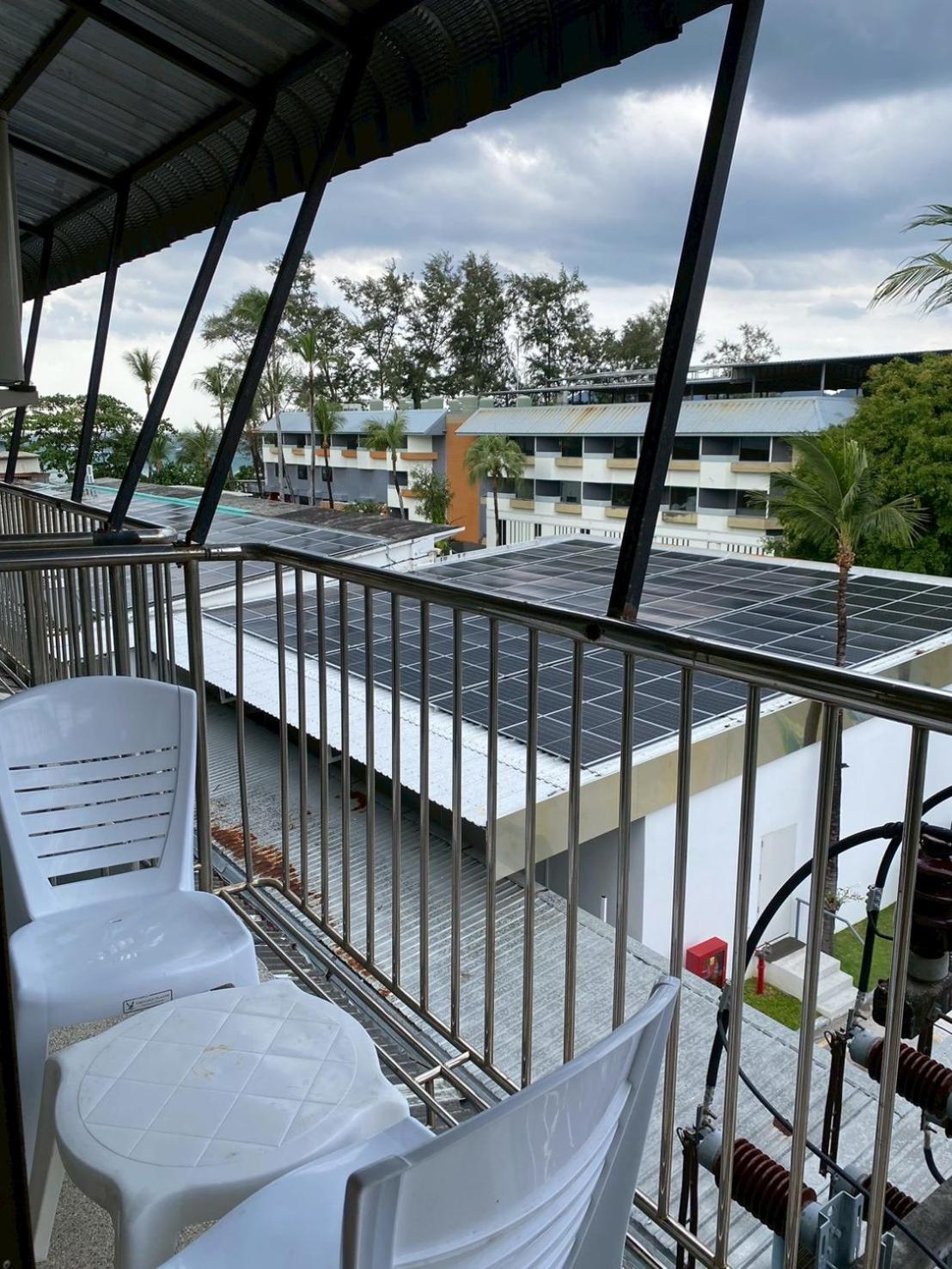 Deluxe Twin with Balcony  - Photo 12