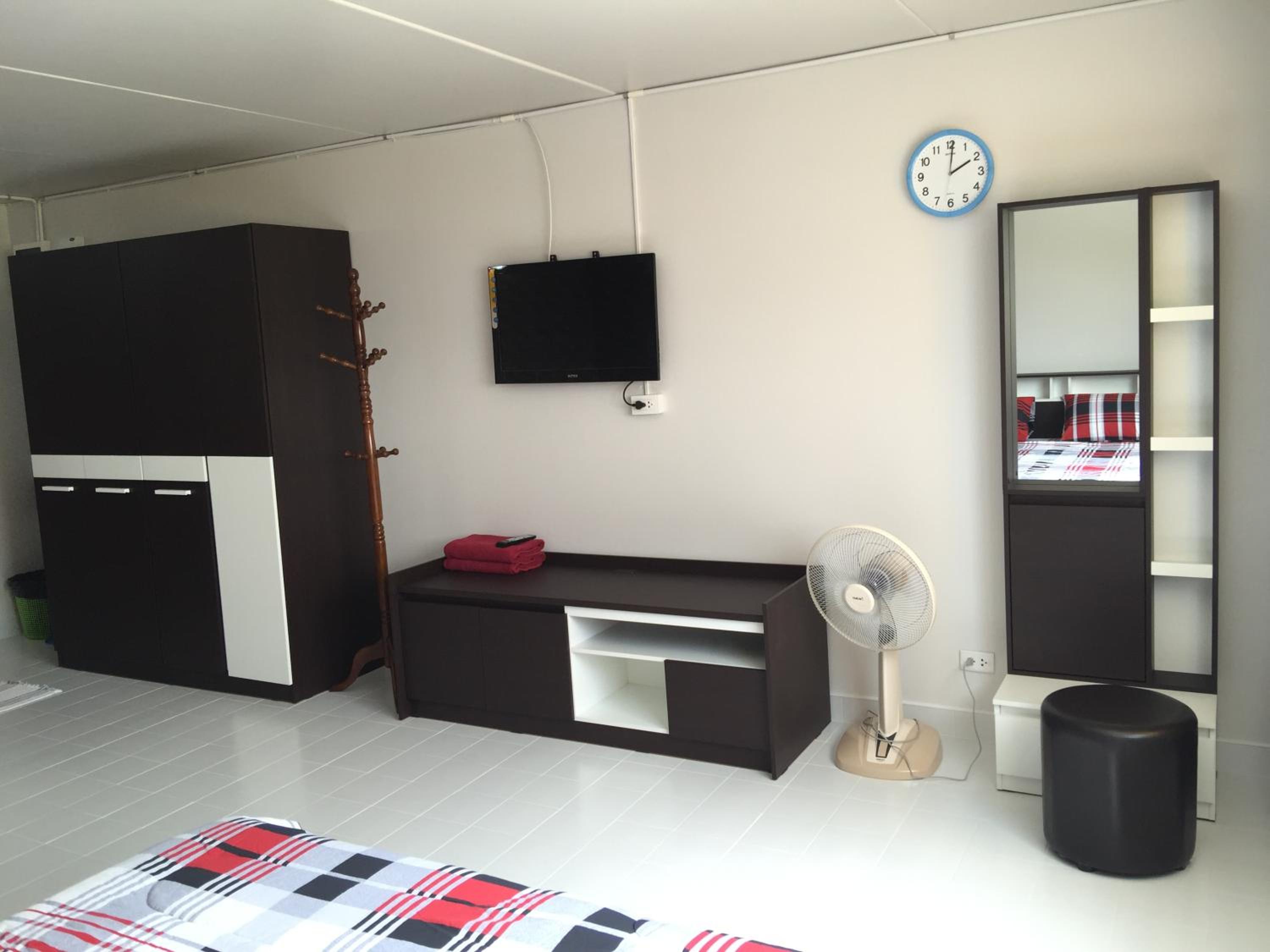 Apartment - Photo 11