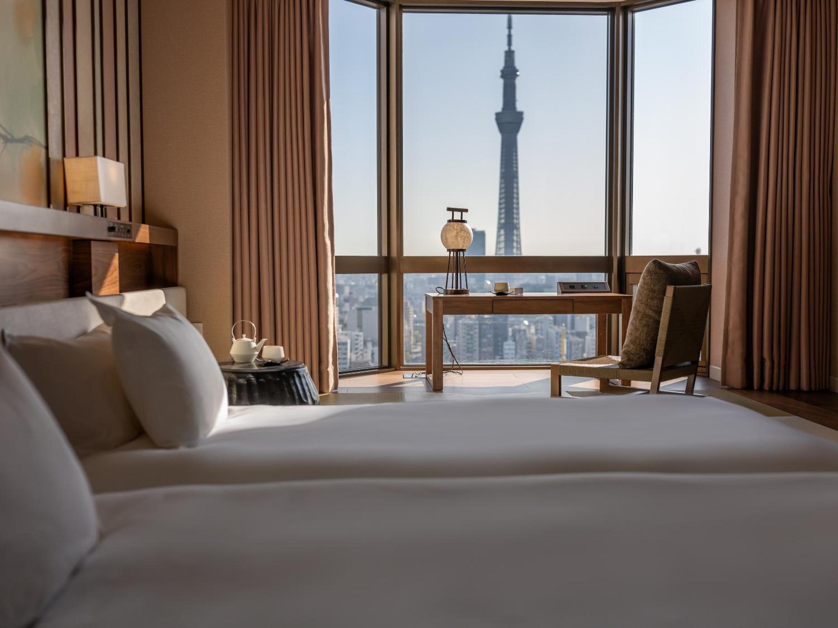 Executive Suite with Skytree Side (4 adults/with Lounge Access)