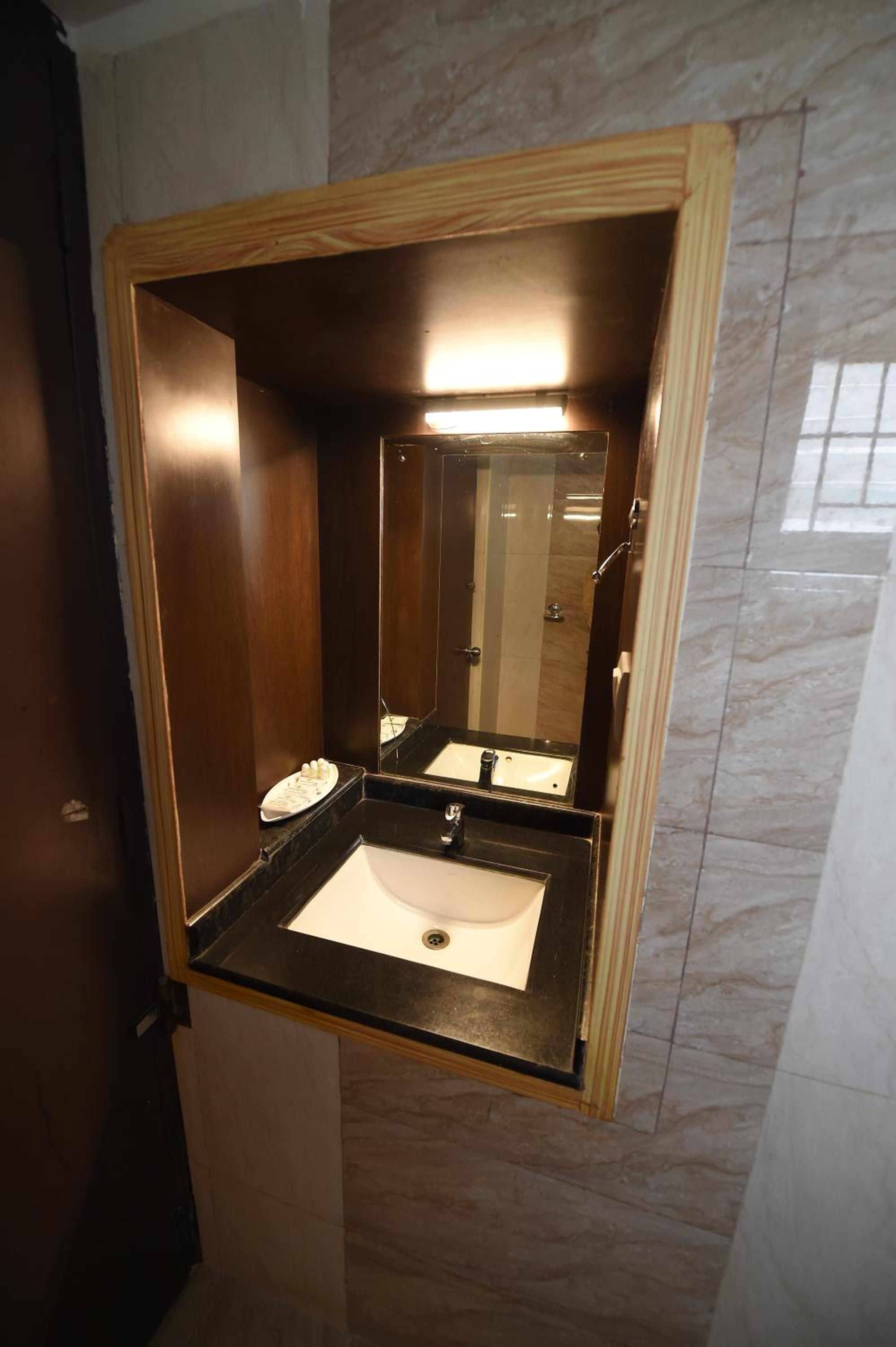 Deluxe Triple Room - Photo 2