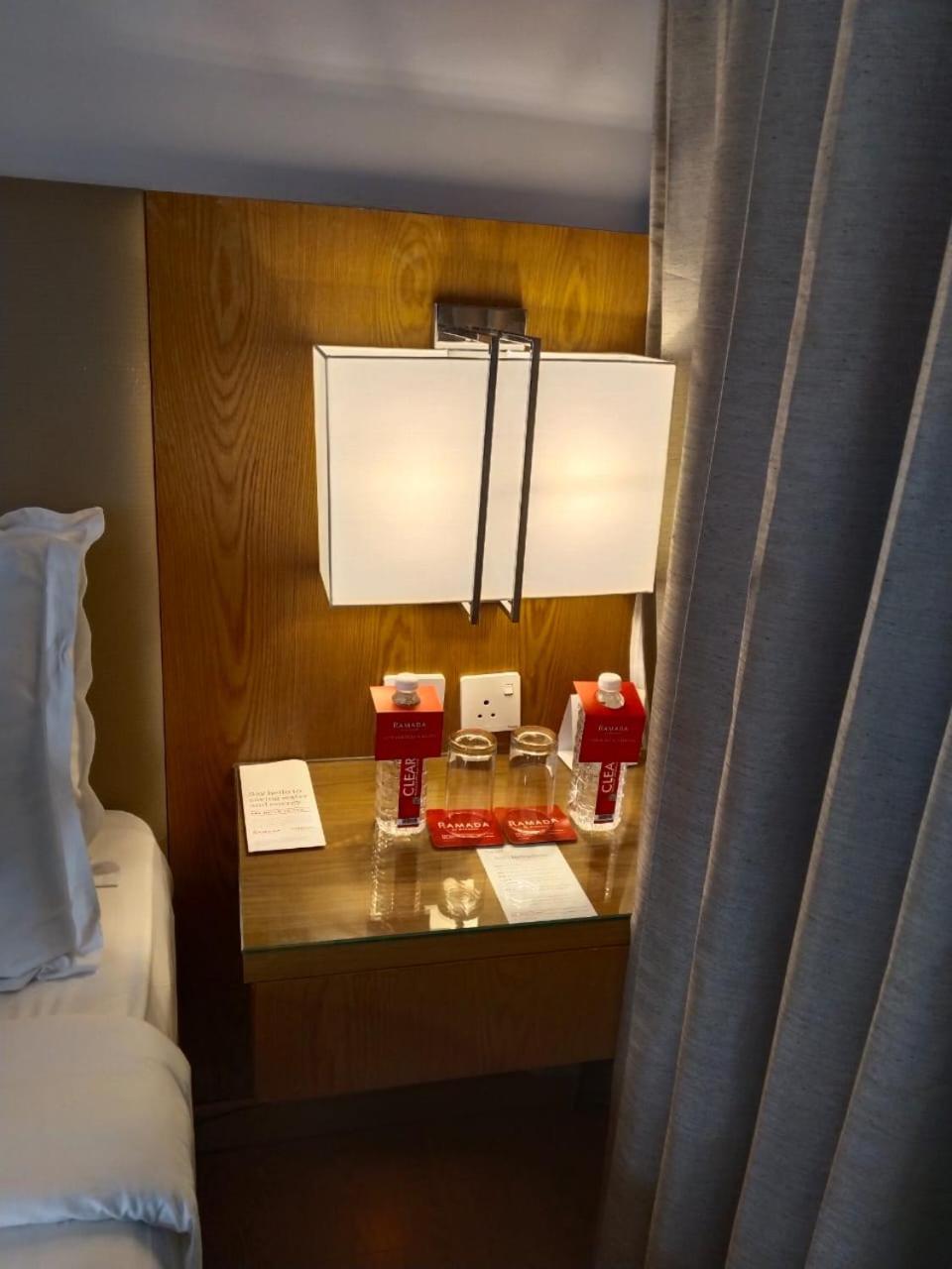 Executive King Room - Non-Smoking