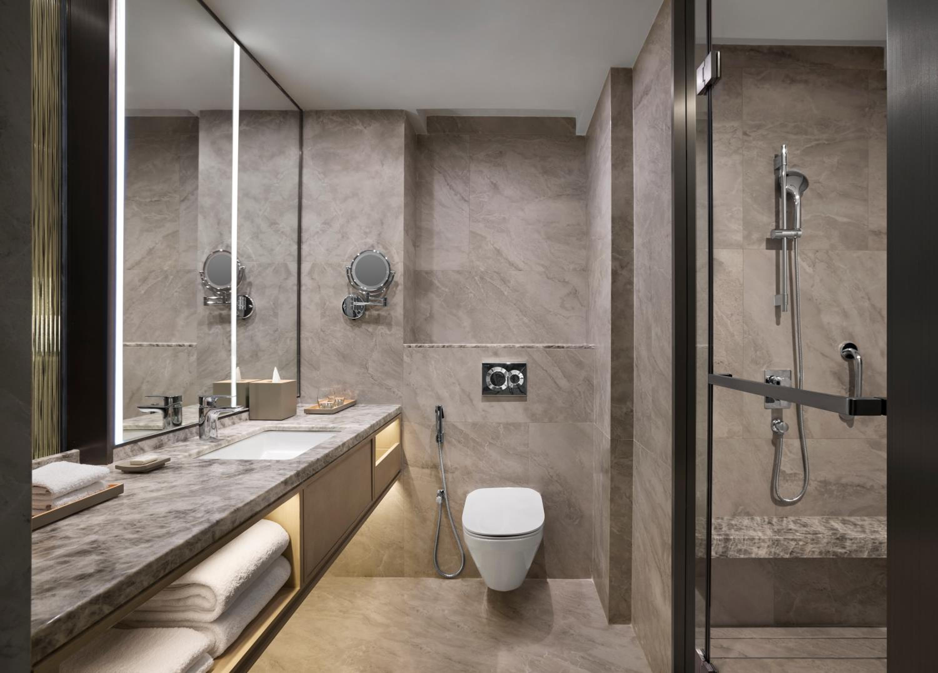 Business Deluxe with Executive lounge access photo 3