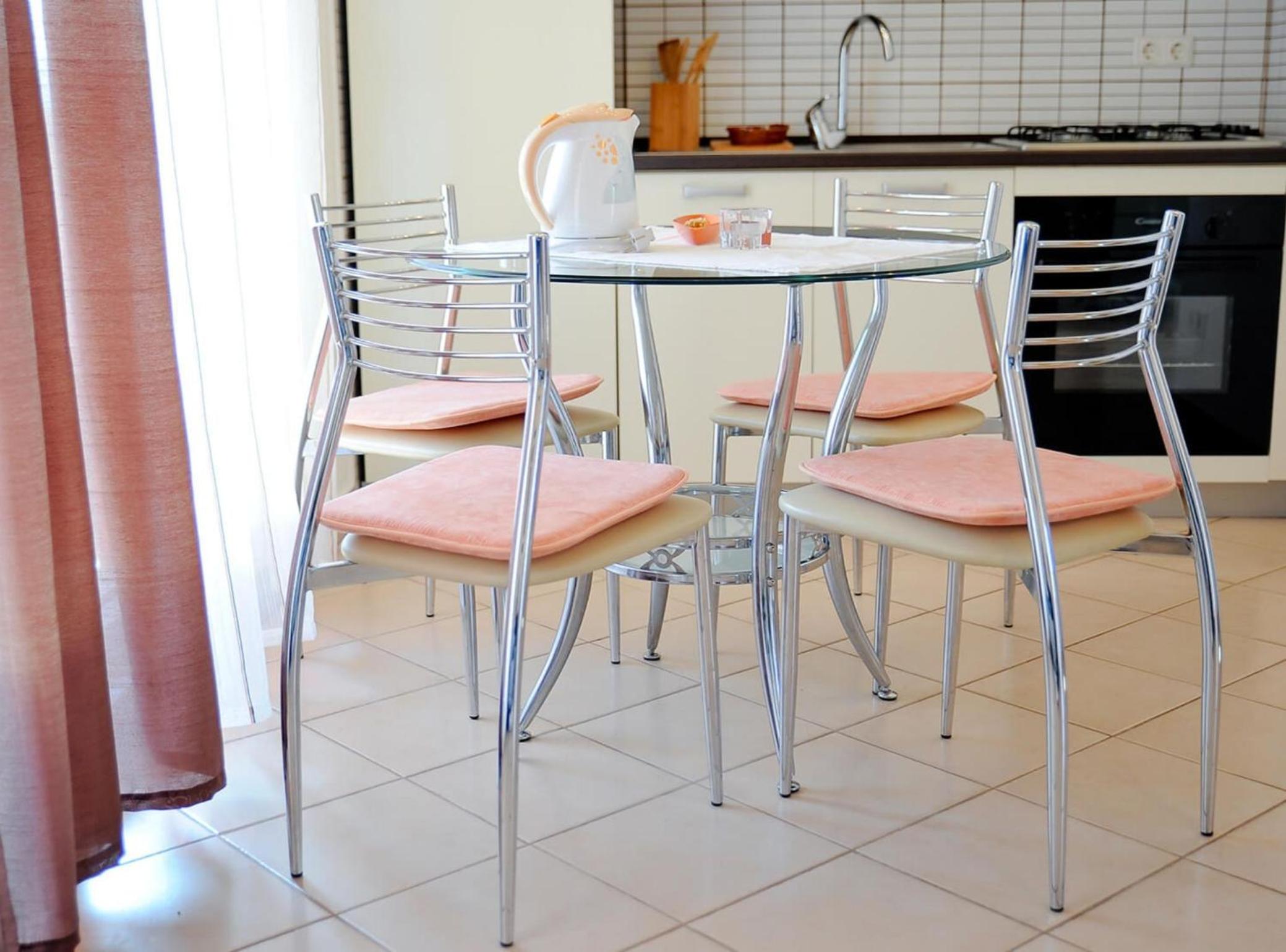 One Bedroom Apartment with Terrace 3