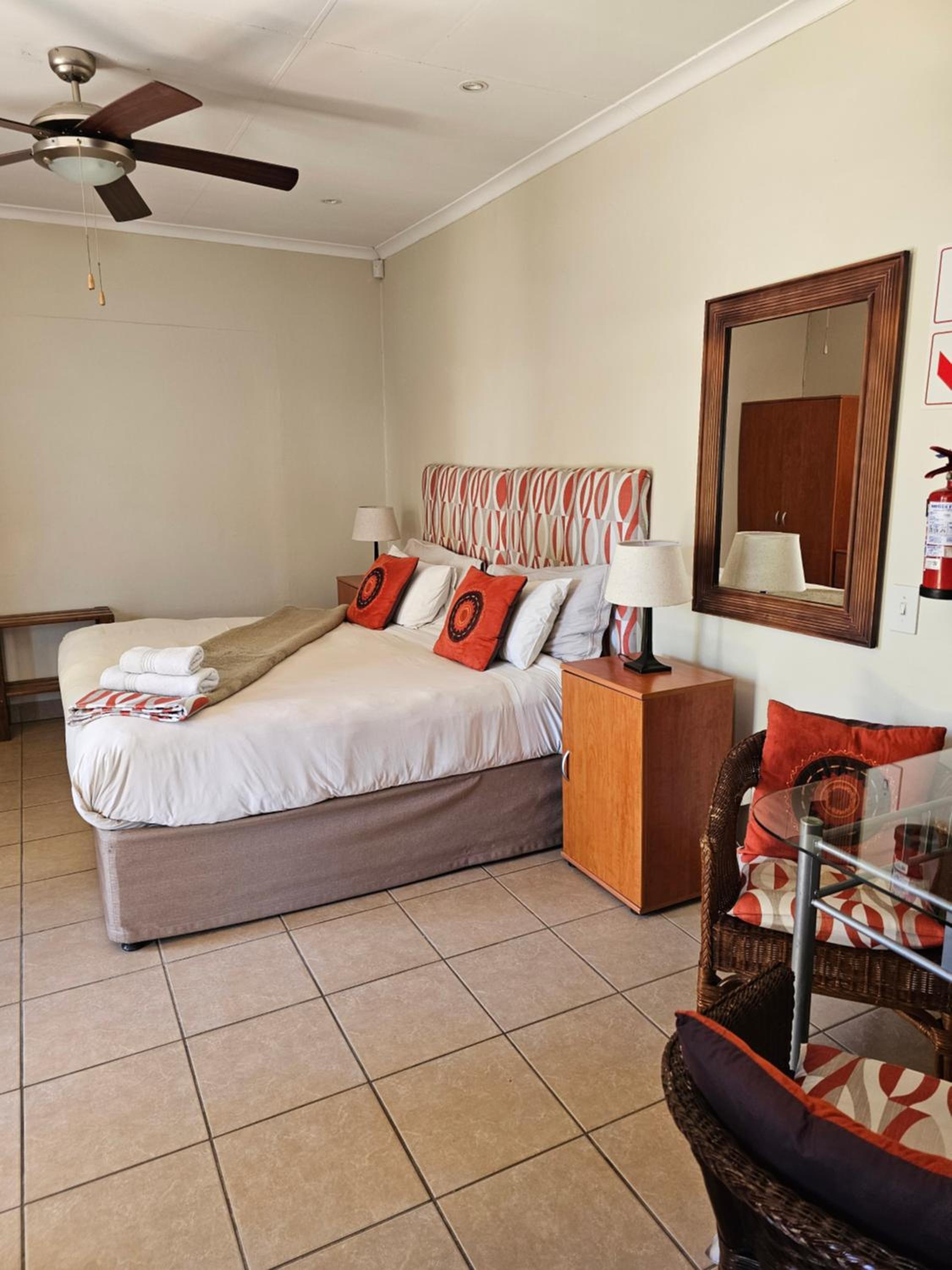 Comfort King Room photo 1