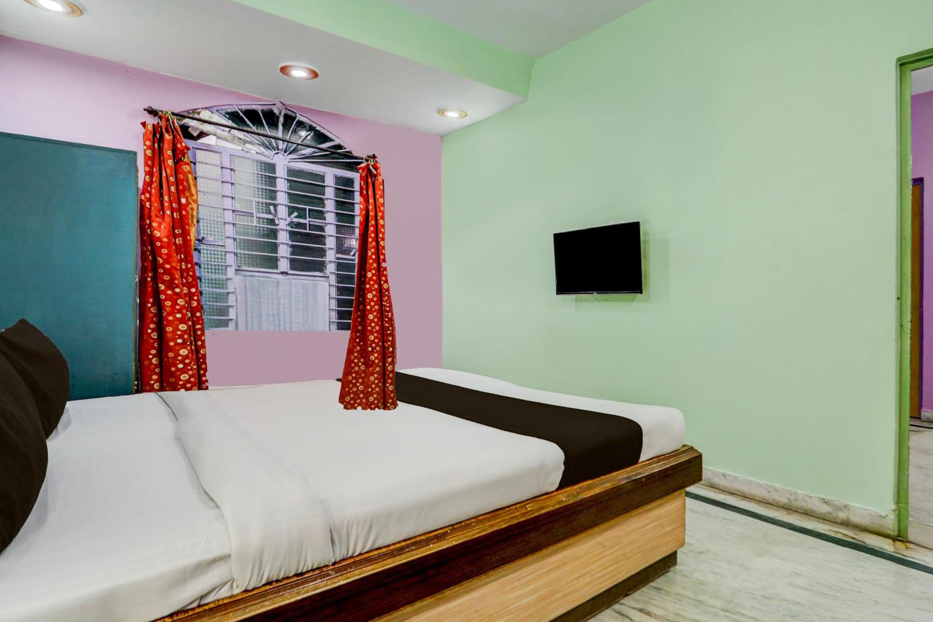 Deluxe Triple Room photo 2