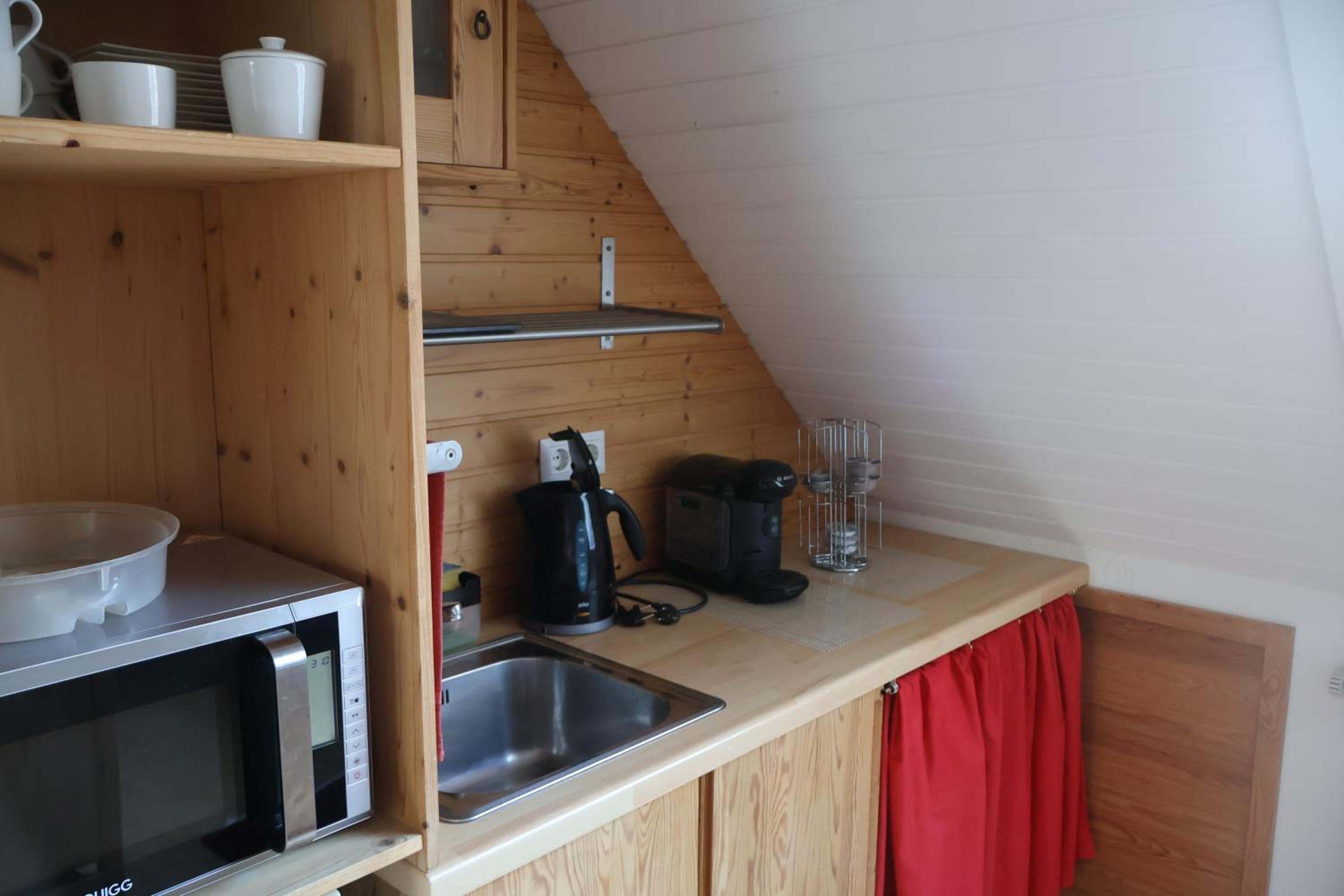 Three-Bedroom Vacation Home  photo 3