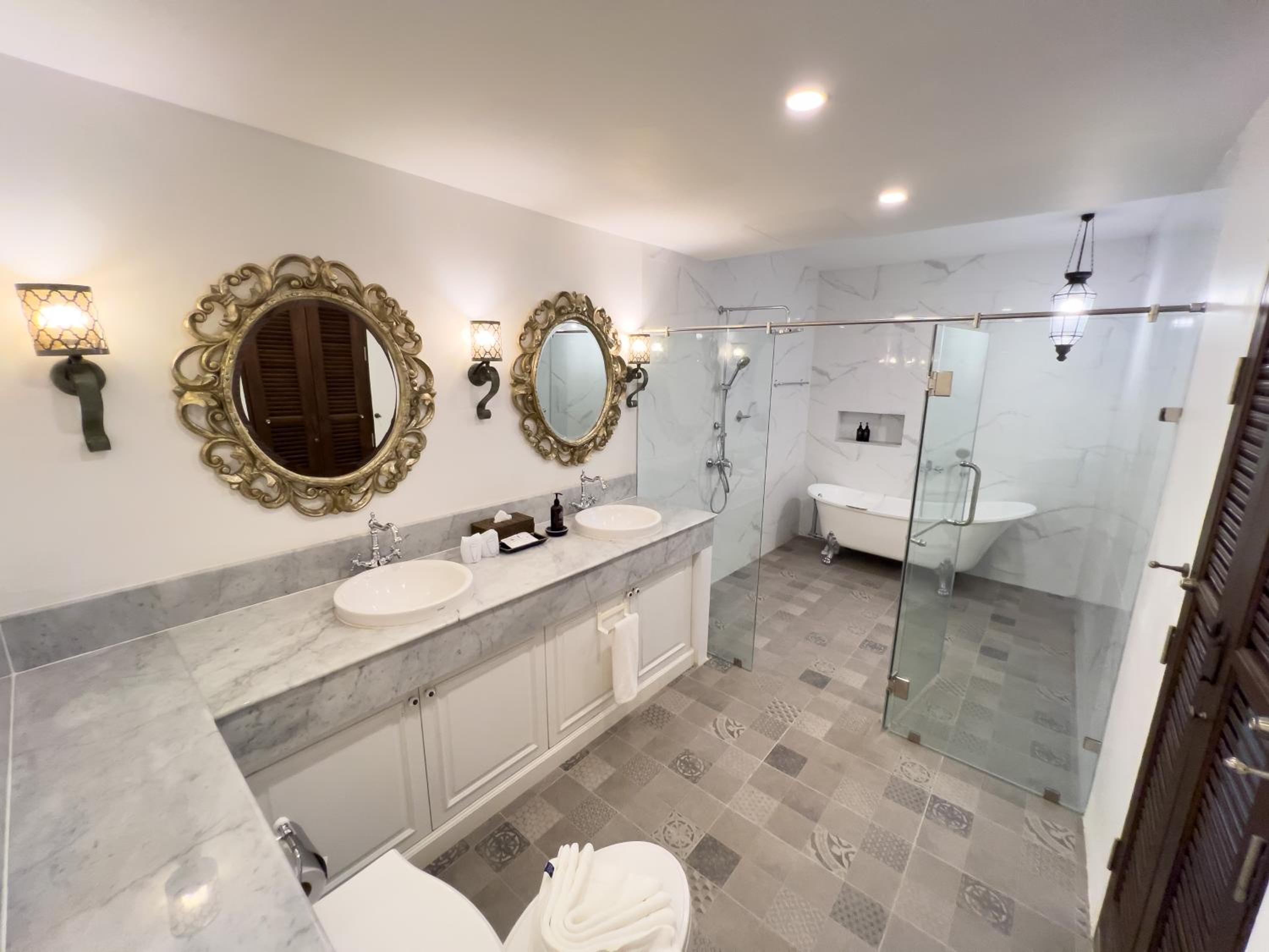 Family Suite - Photo 5