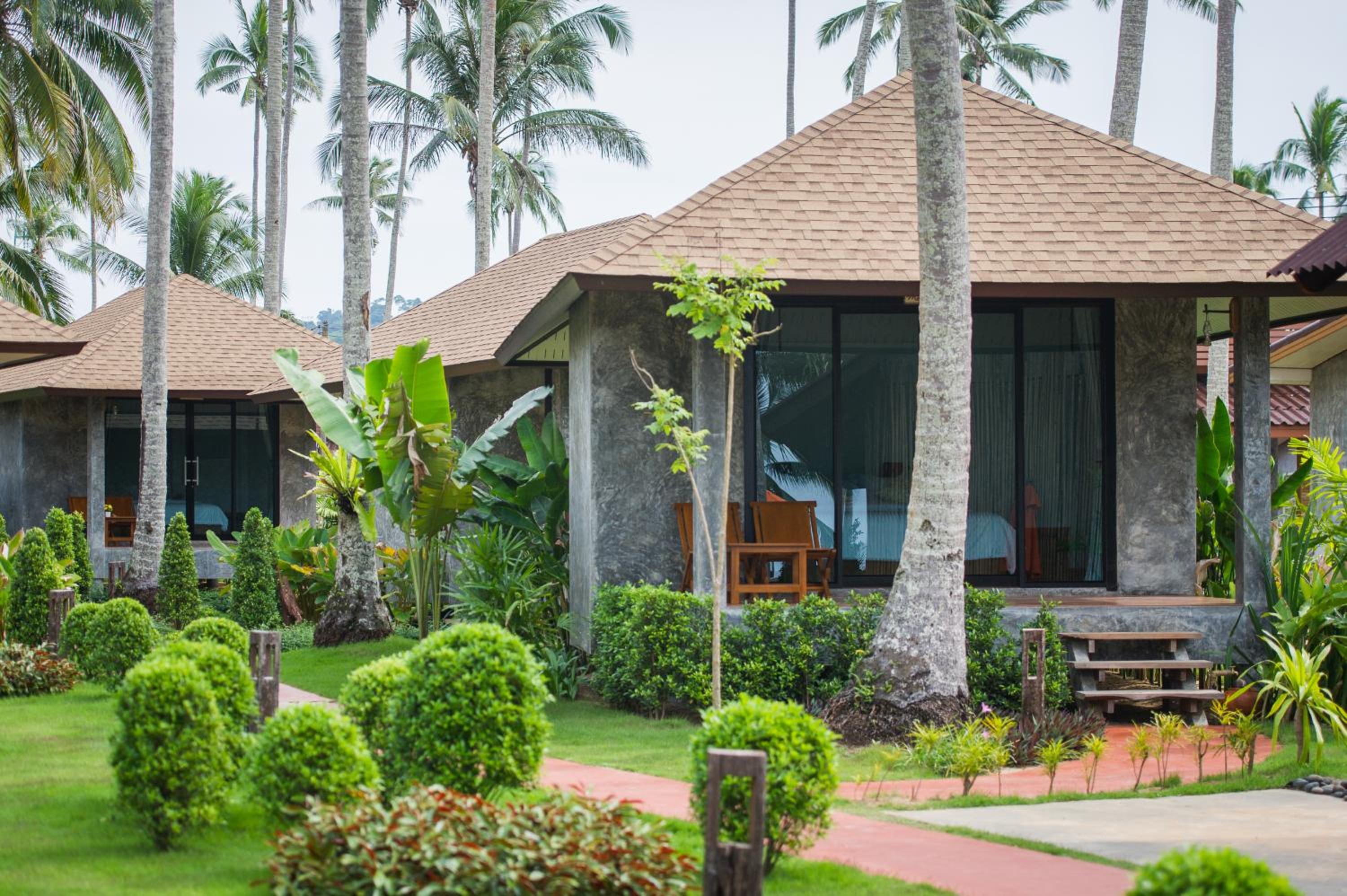 Bungalow - Beach Front photo 2