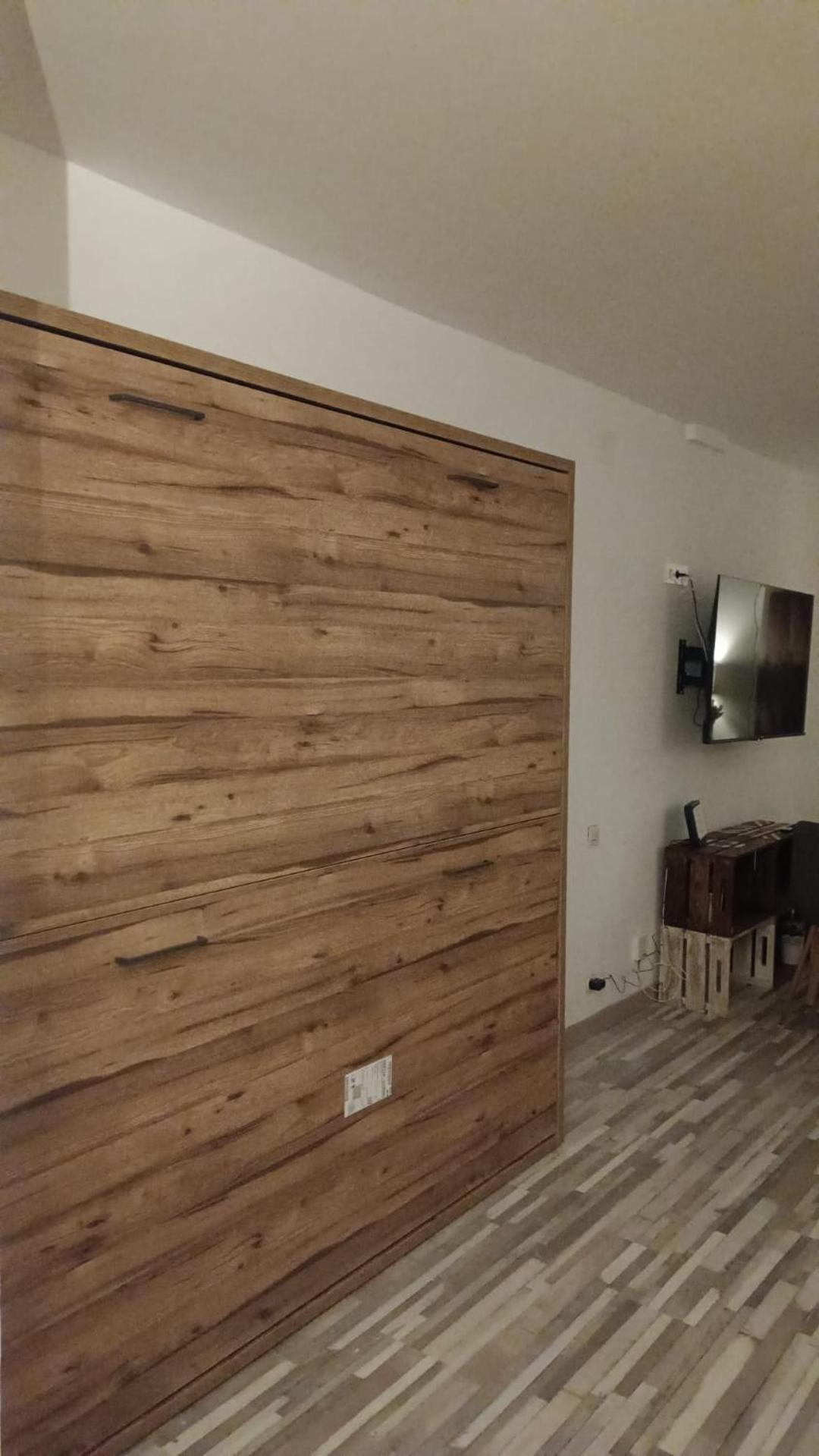 One-Bedroom Apartment - Photo 12
