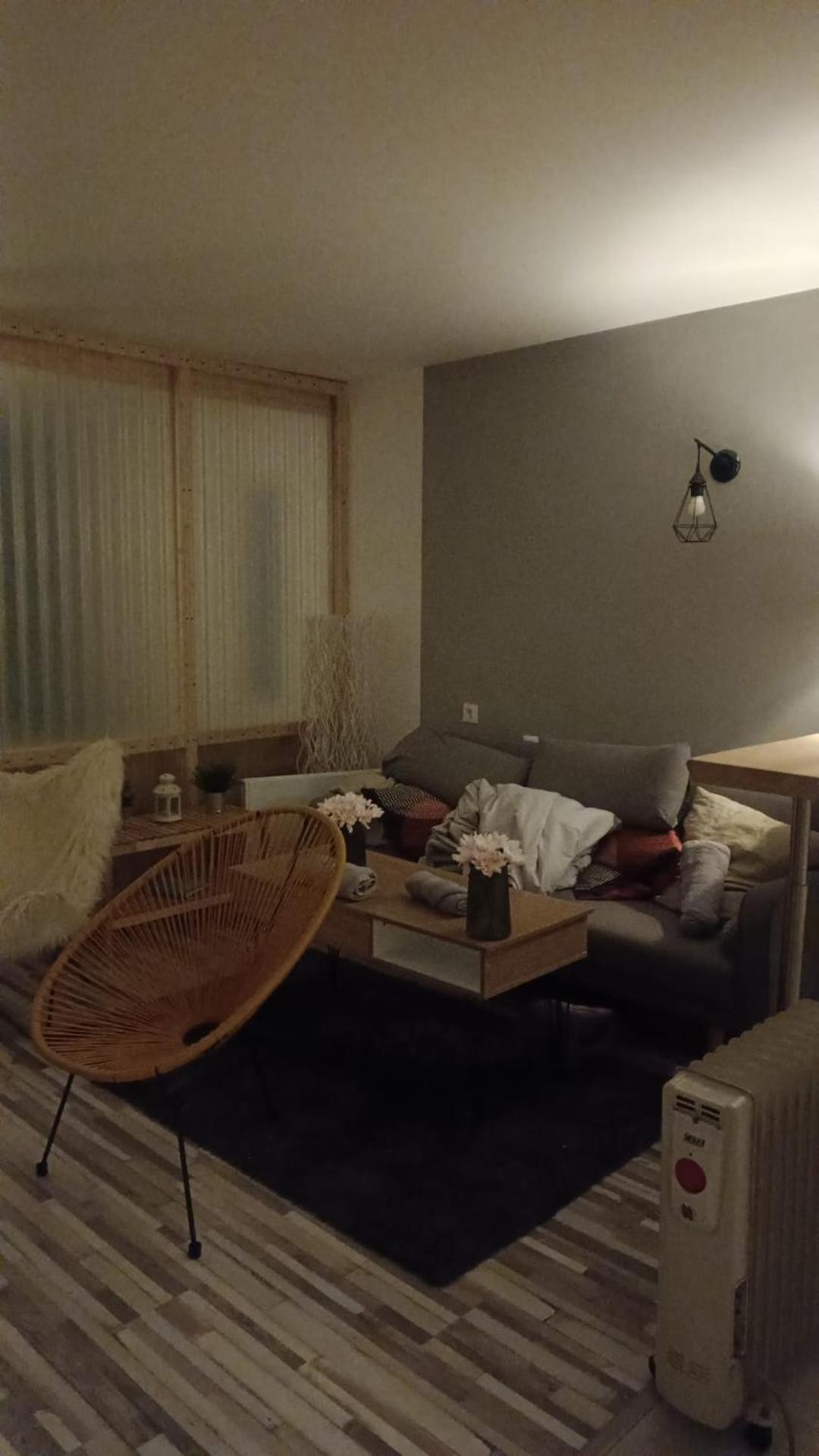 One-Bedroom Apartment - Photo 14