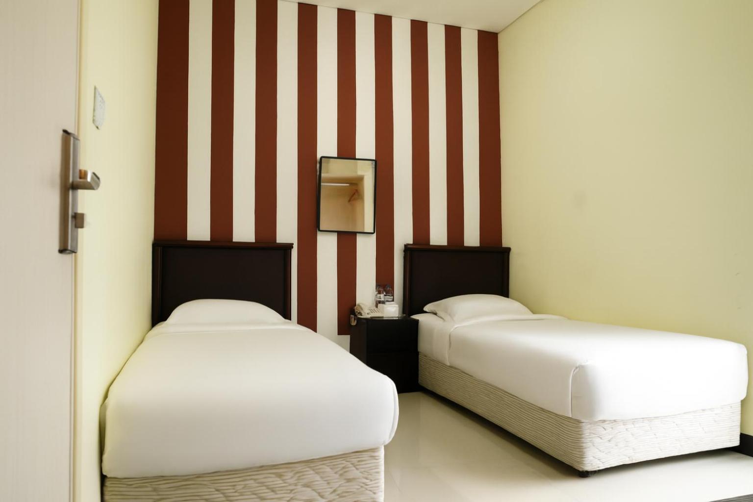 Superior Twin Room - Photo 1