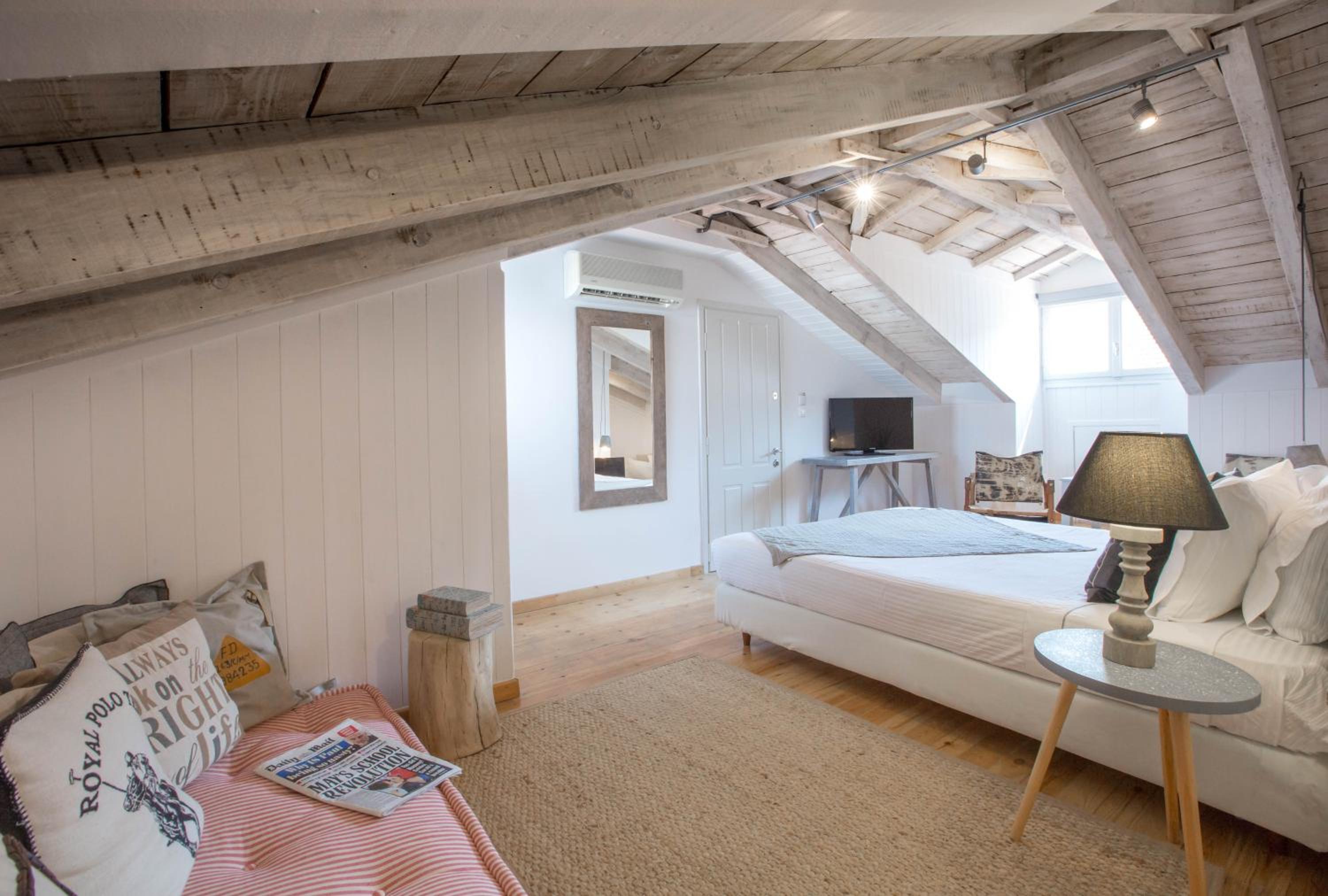 Deluxe Loft with balcony and Partial Sea View Amymone Building (3rd floor), photo 6