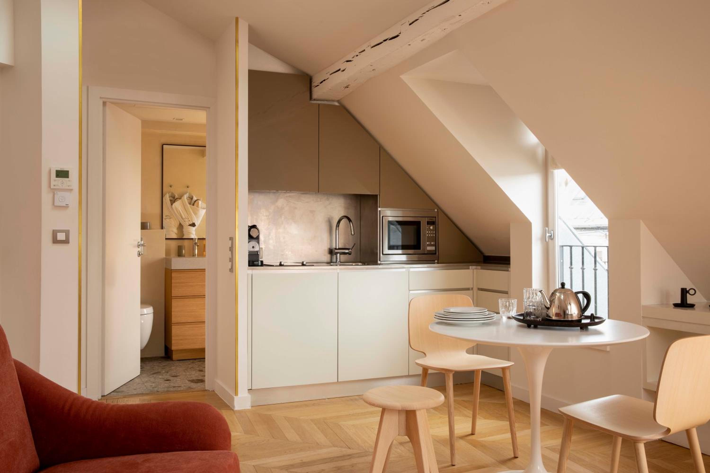 Suite Apartment