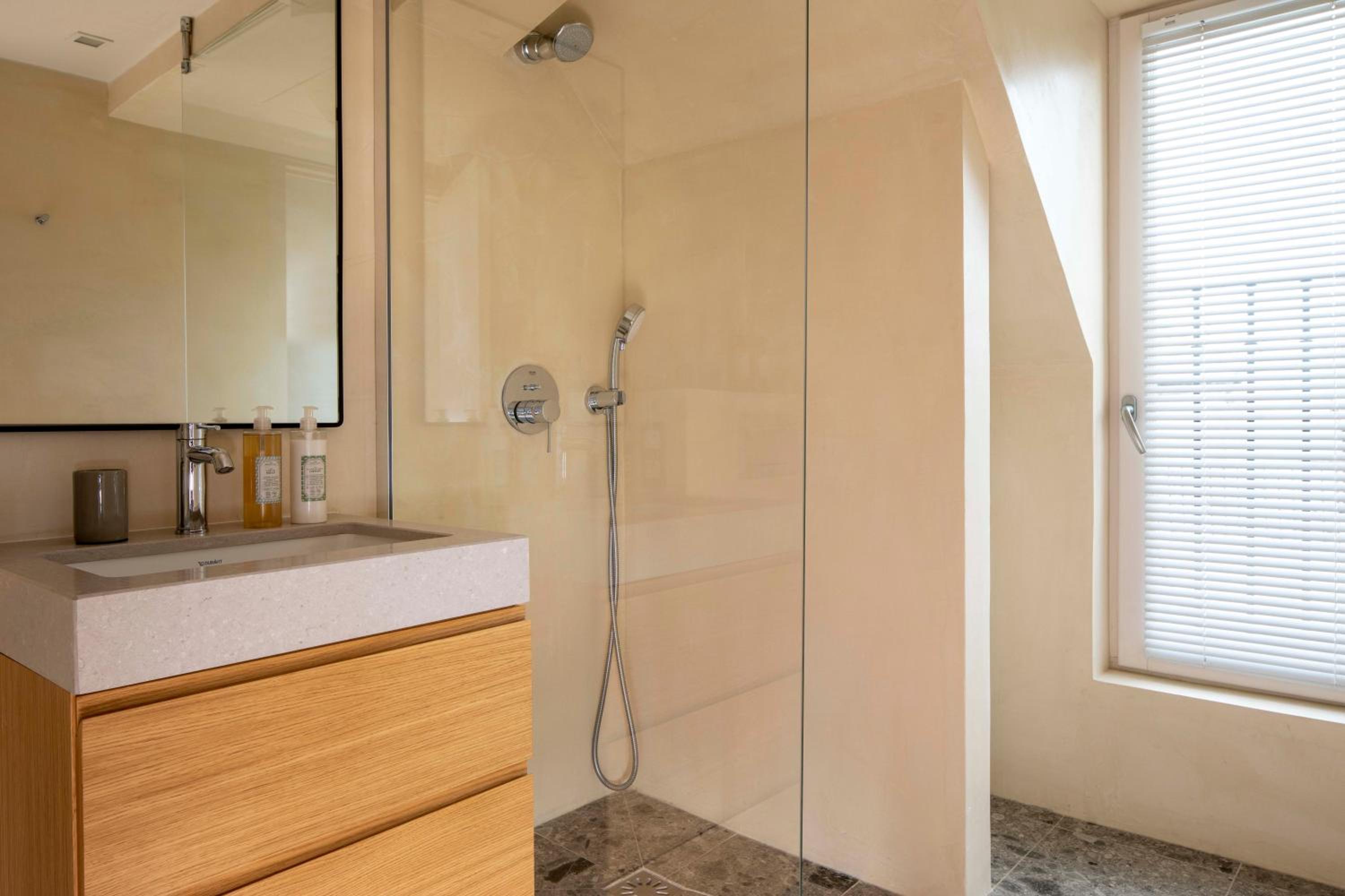 Suite Apartment