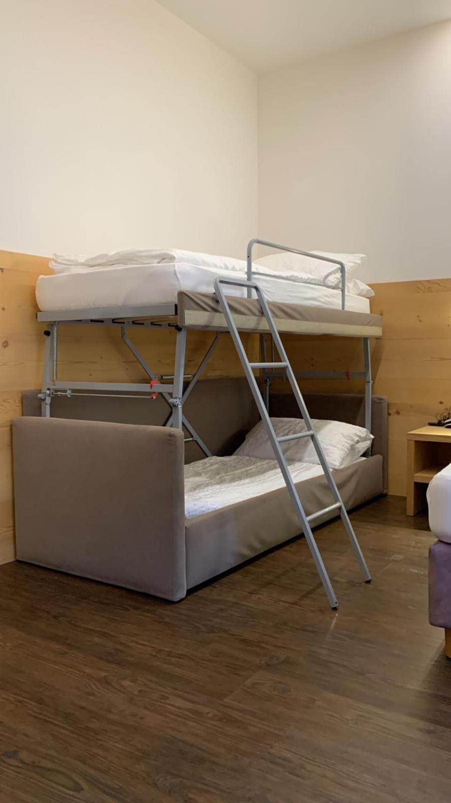 Superior Quadruple Room photo 3
