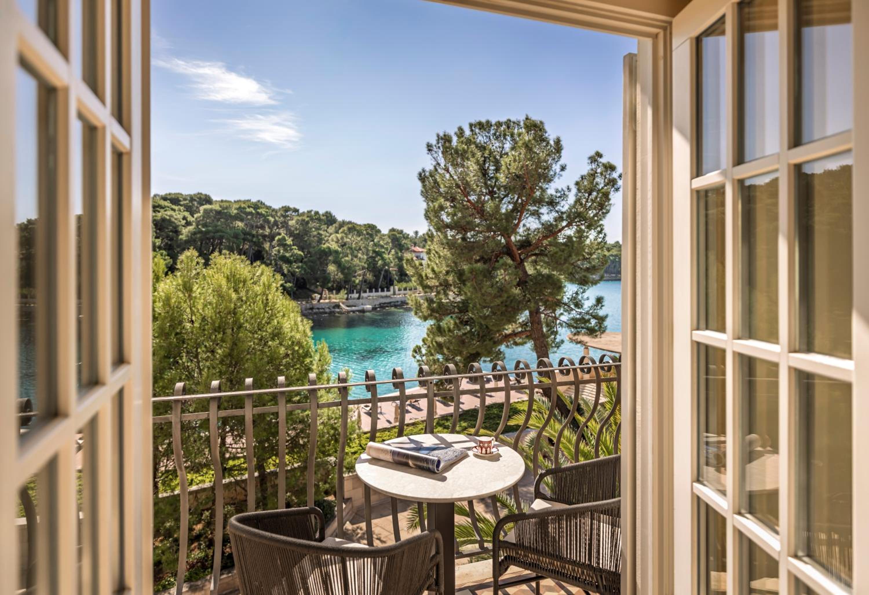 Alhambra Suite with Balcony and Sea View