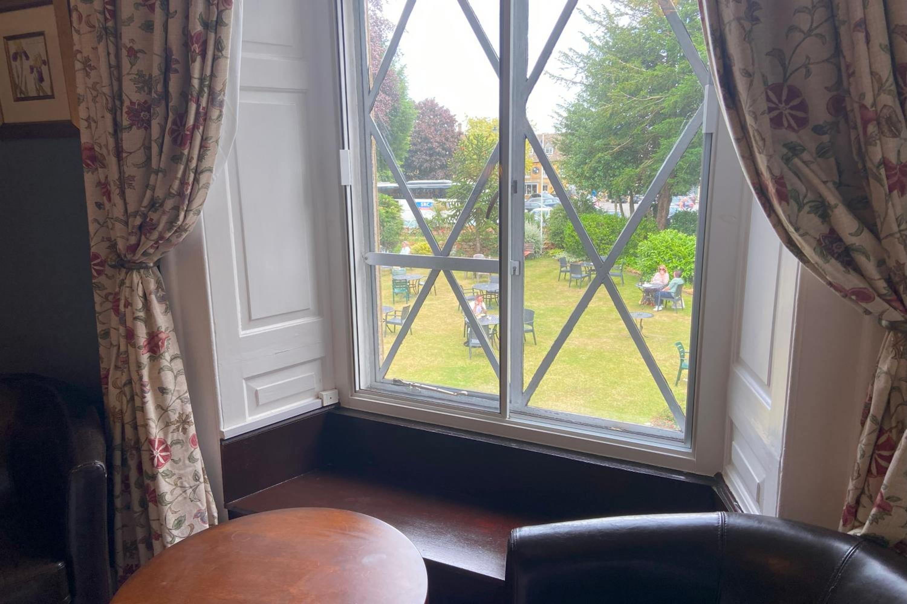 Room 2, superior double, garden view, main hotel