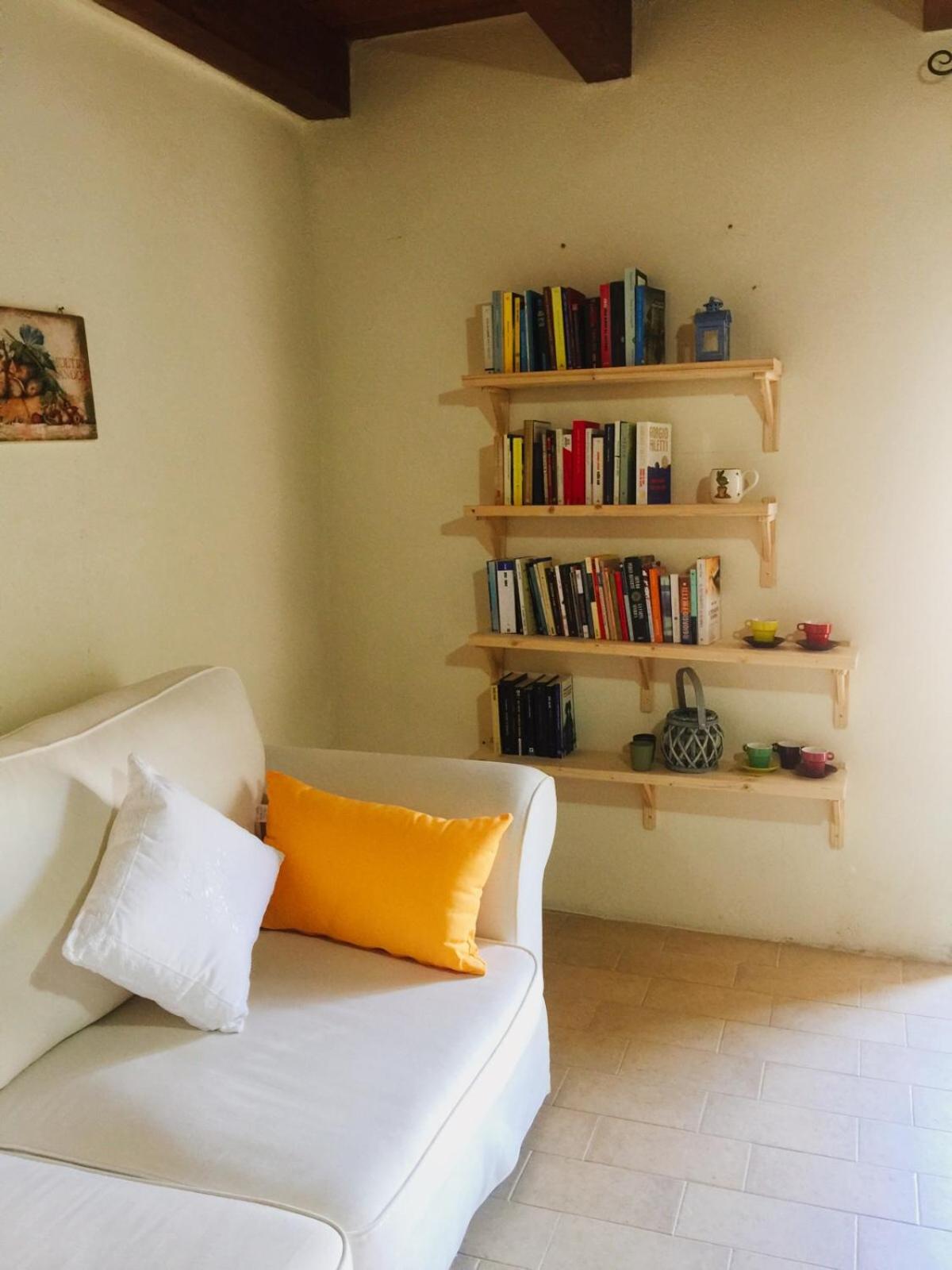 Three-Bedroom House photo 3