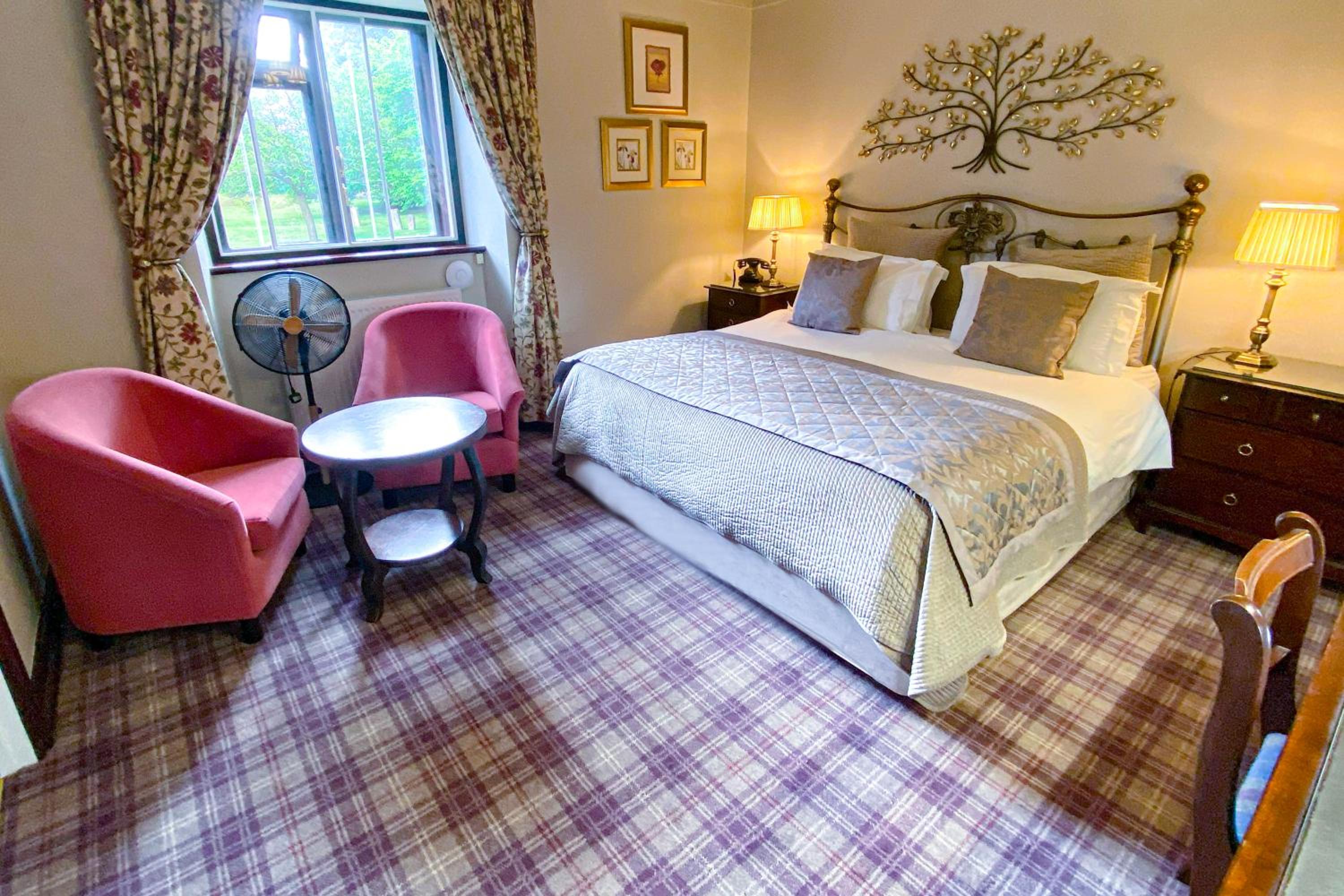 Room 9, standard Twin/double, Church view
