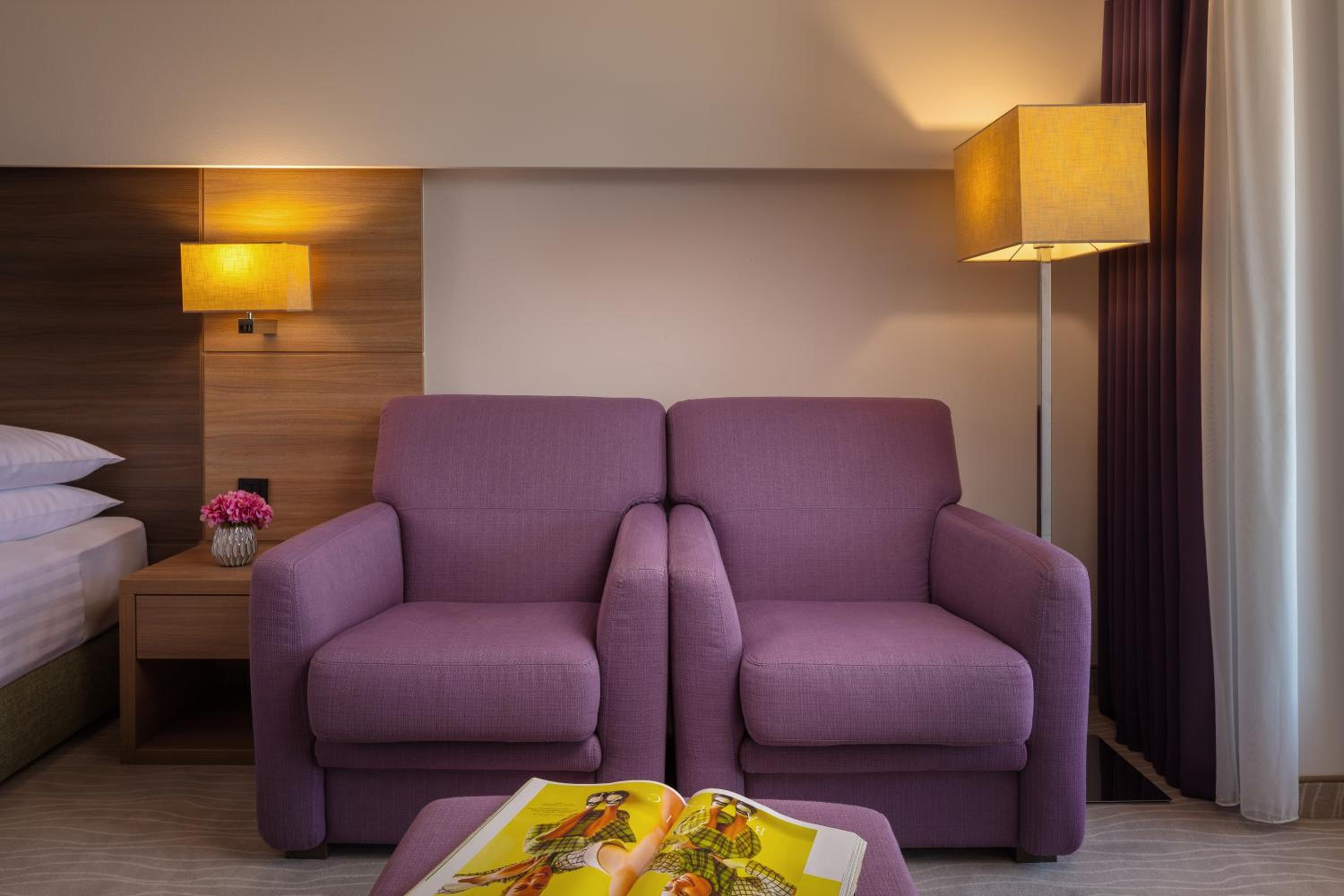 Suite with Balcony and Sea Side - Photo 5