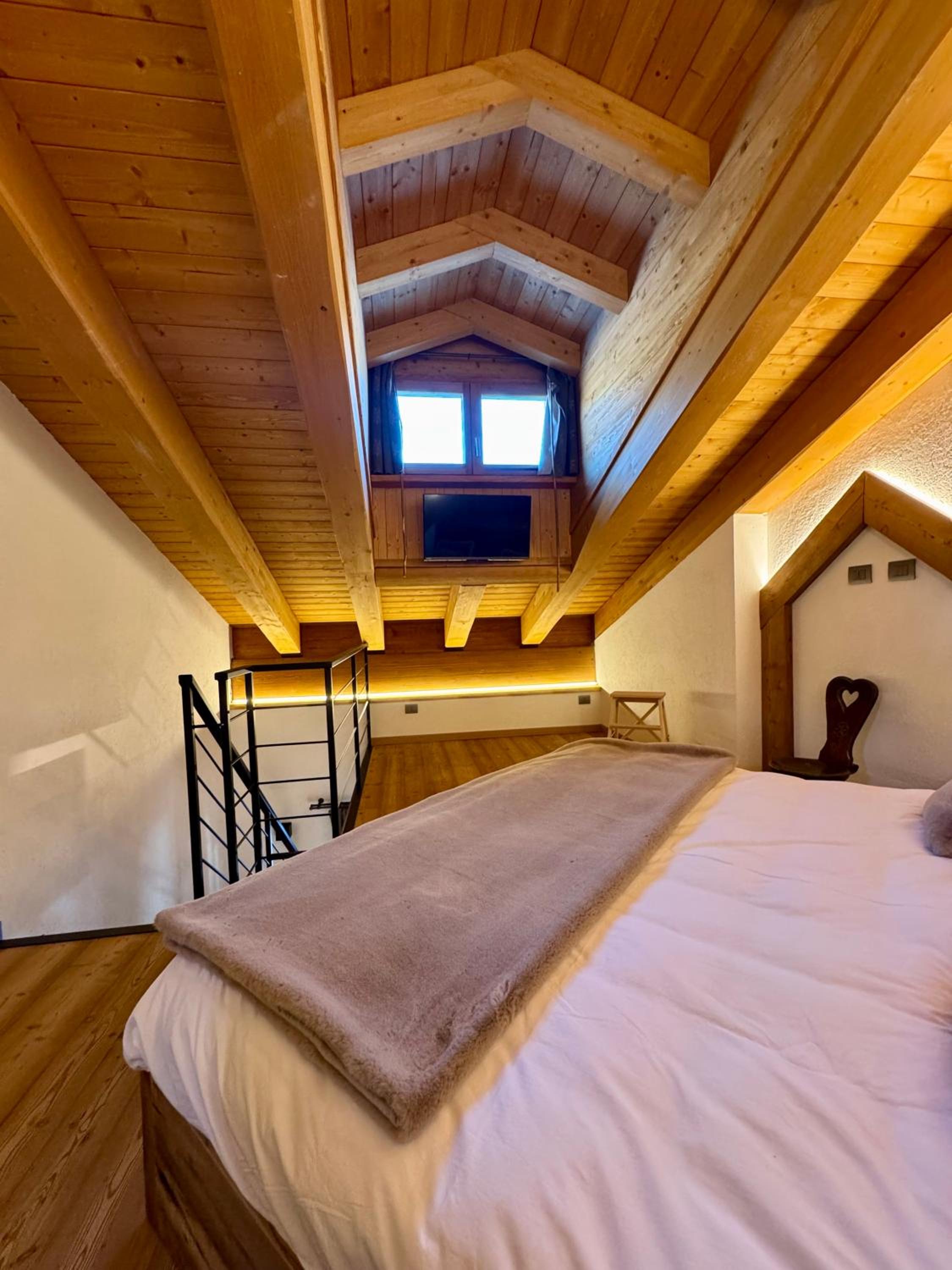 Junior Suite with Balcony photo 1